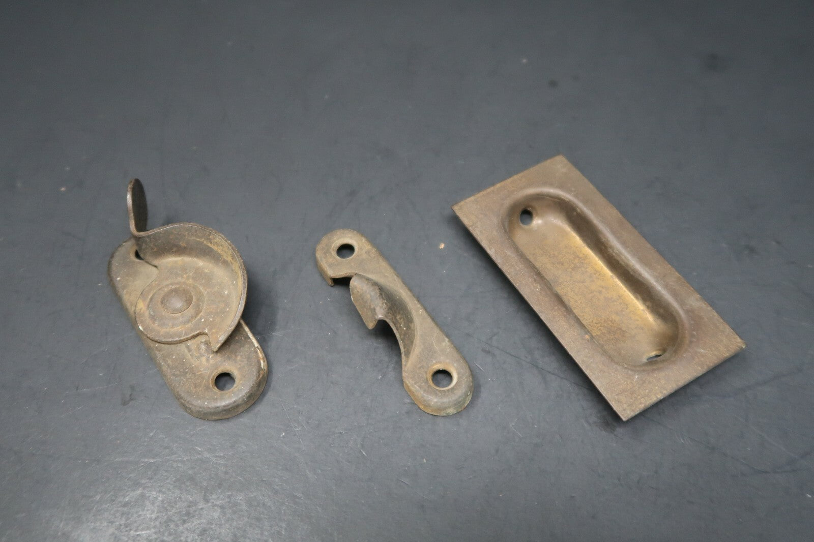 Vintage Window Latch Sash Lock With Lifter (T)