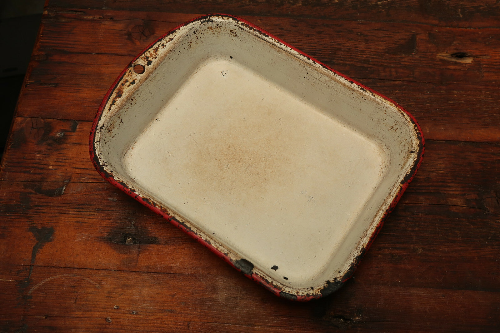 Vintage Enamel Ware Rustic Baking Pan White / Red 10.5" x 8" x 2"
