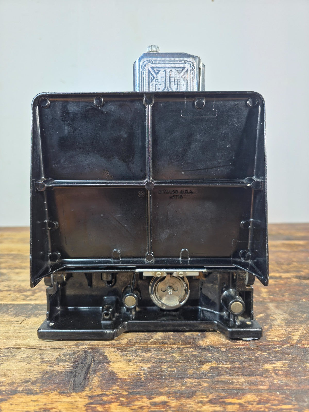 1937 Singer 221 Featherweight AE422265 – Early Scroll Faceplate — Motor Tested