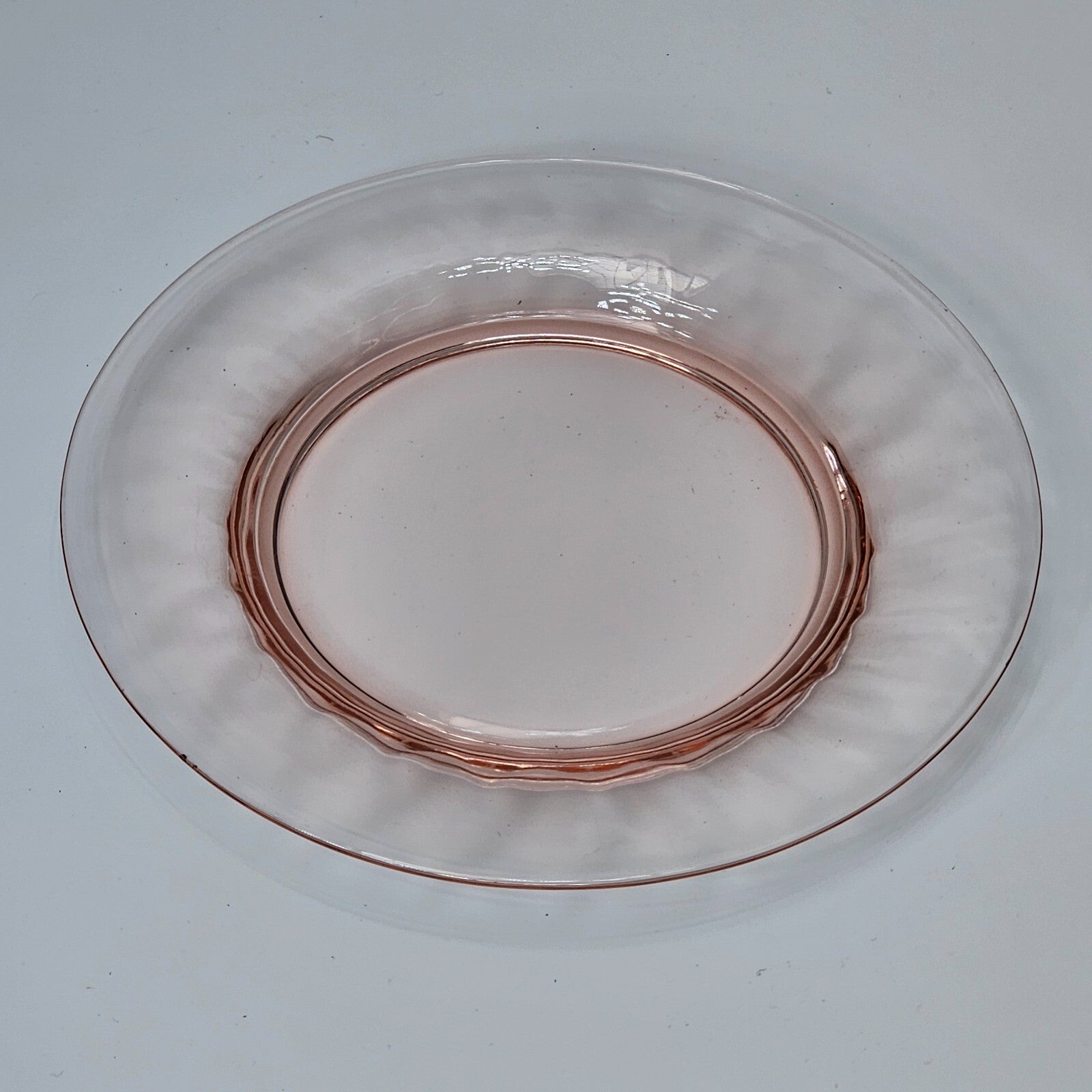 Heisey 8" Yeoman Flamingo Pink Salad Plate