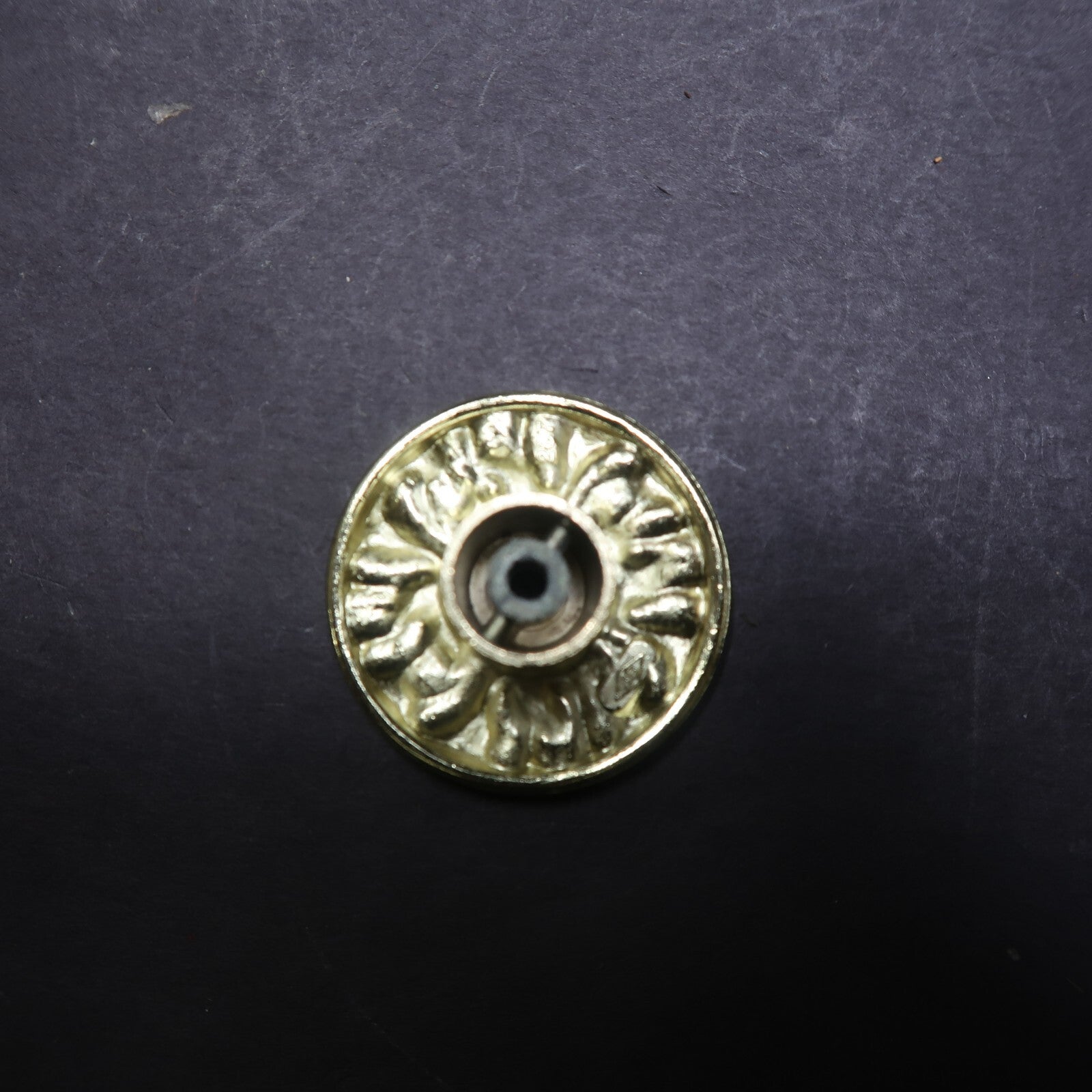 J.B. Jaybee Floral Cabinet Knob Gold & White NOS