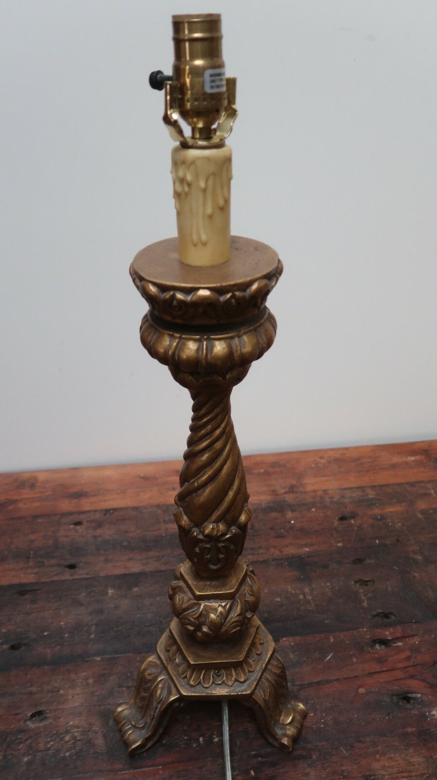 Vintage Look Gold Resin Twisted Column Table / Floor Lamp 9" x 9" x H28"