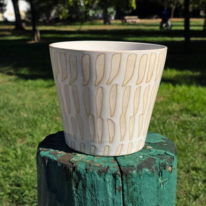 Modern Ceramic Planter with Carved Pattern, 7-Inch Pot