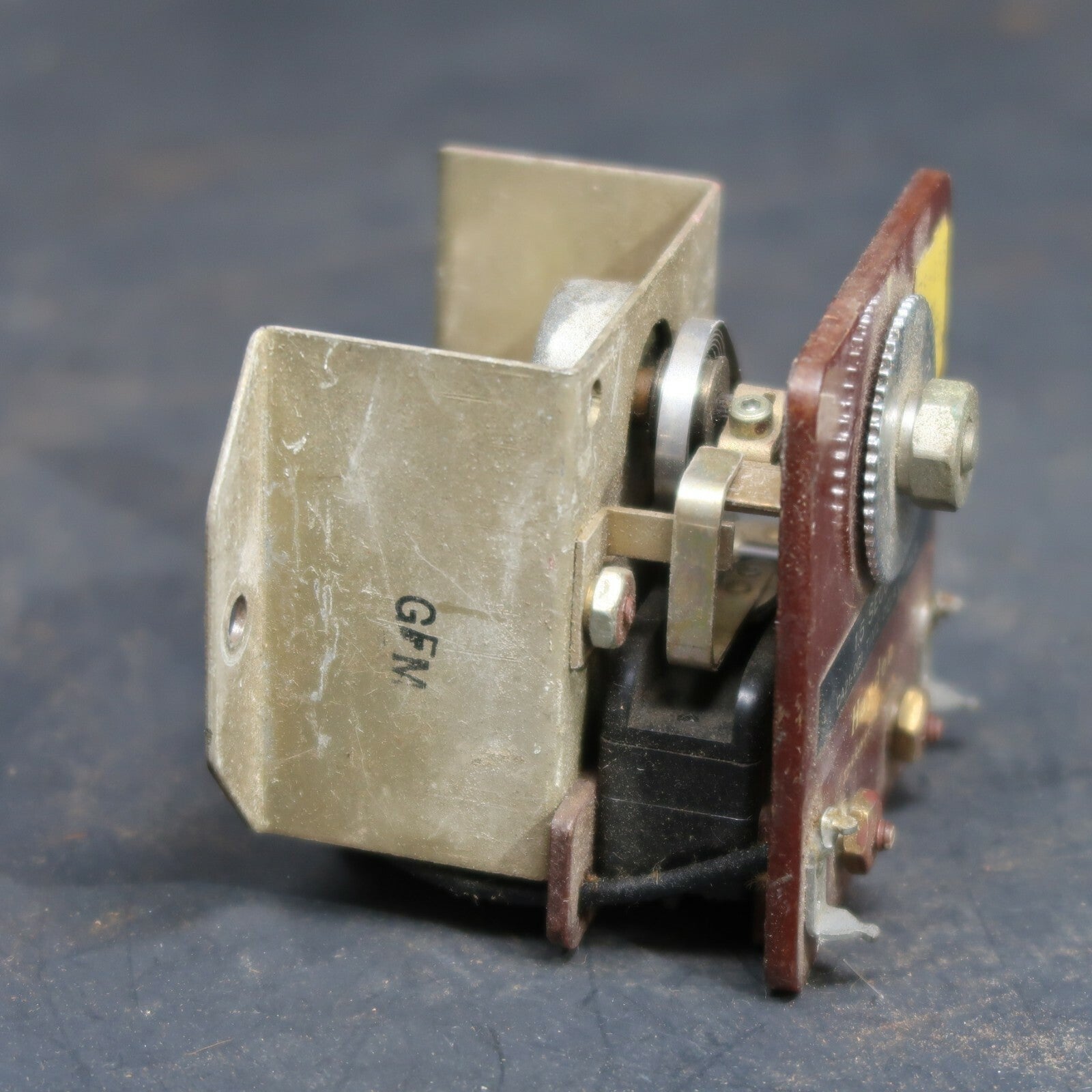 Haydon DA21-003  Time Delay Timer 1.5 Seconds (Sold As Parts)