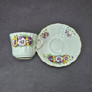 Vintage Old Royal Bone China England Teacup & Saucer Set From England