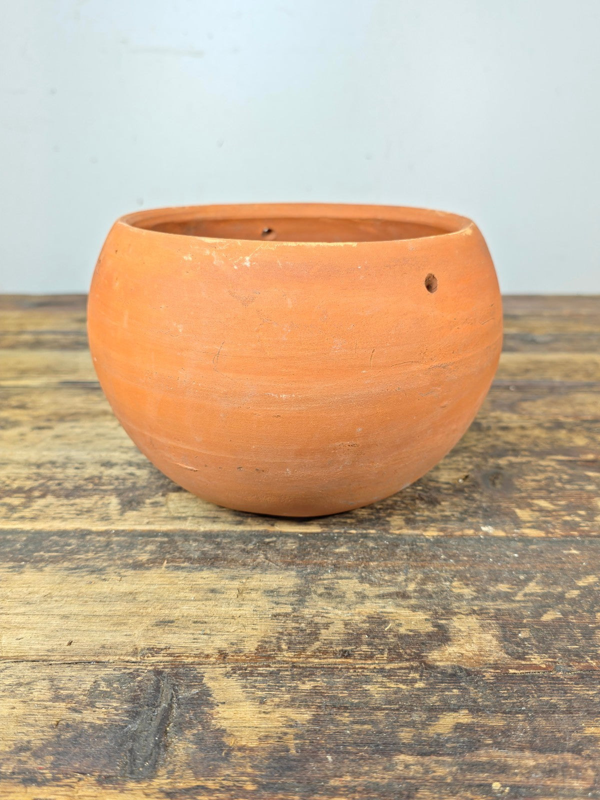 Vintage Terracotta Hanging Planter Pot – 1970s–1990s – 8" Diameter