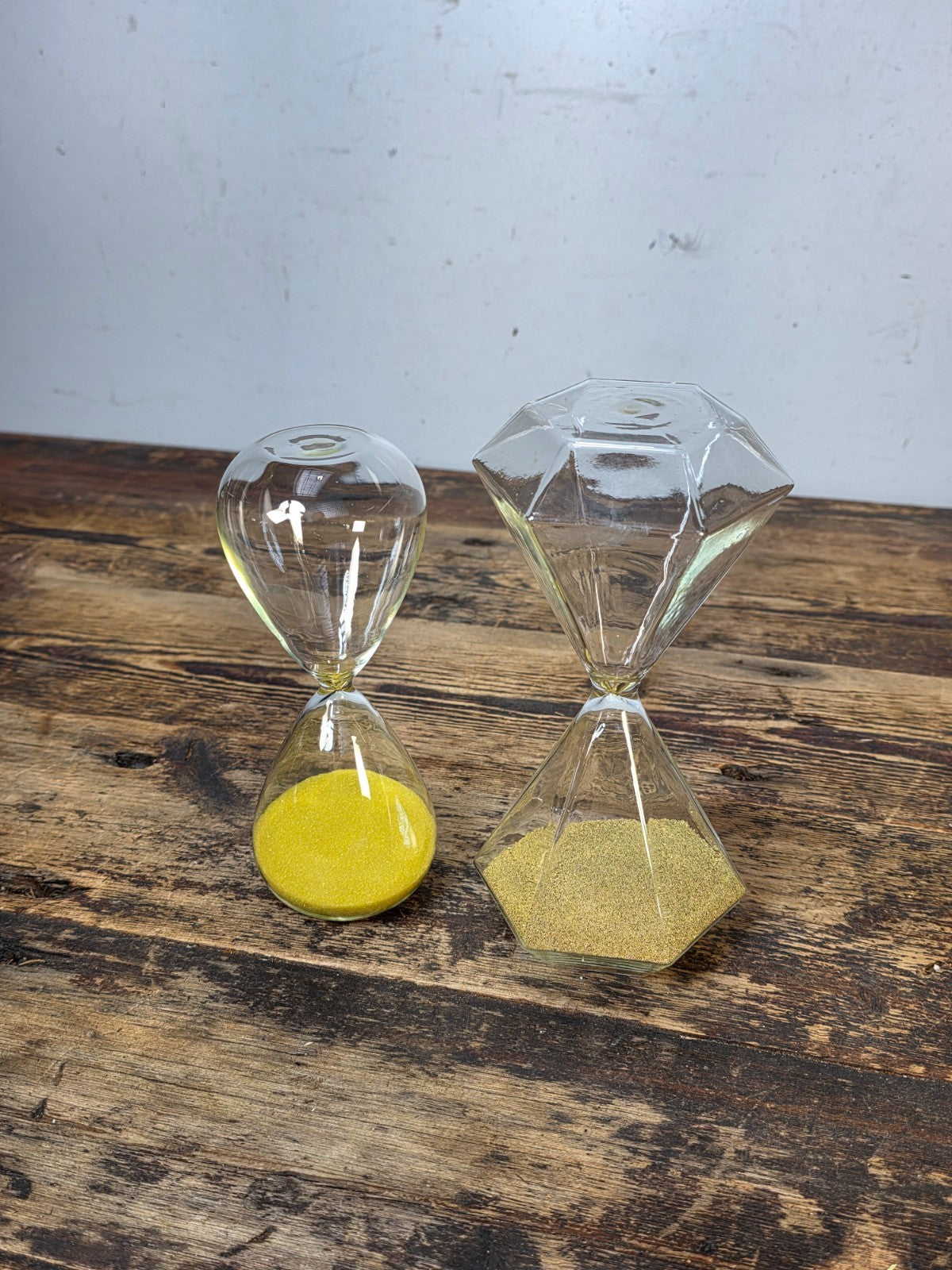 Set of 2 Glass Hourglasses - 5Min & 10Min Decorative Sand Timers