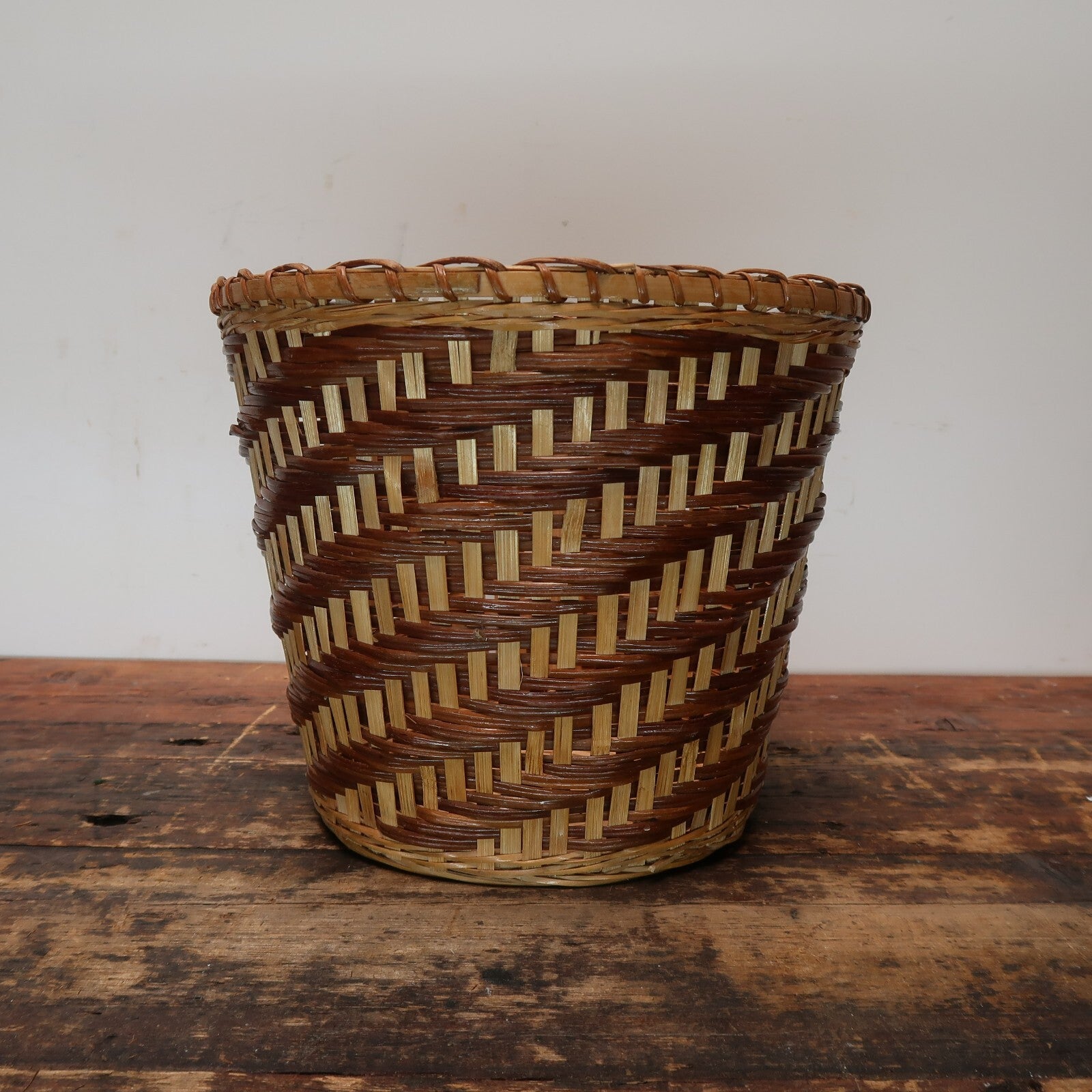 2 Rustic Metal Pails + 1 Wicker Basket 9" x 9" x H 7.5" Plant Pots Trash Cans
