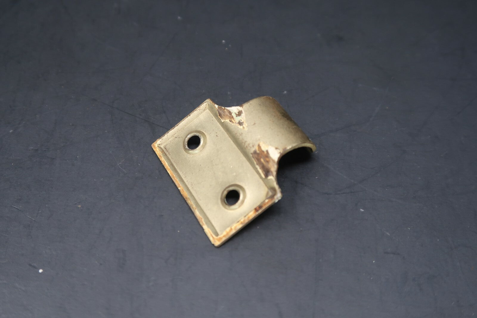 Vintage Window Latch Sash Lock with Lifter (F)