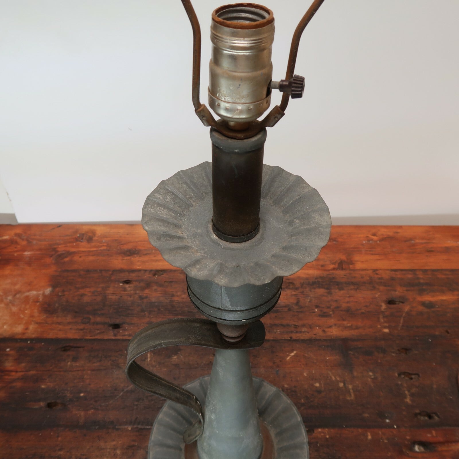Antique Brass Table Lamp With Handle Rustic Patina 7" x 7" x 27.5"