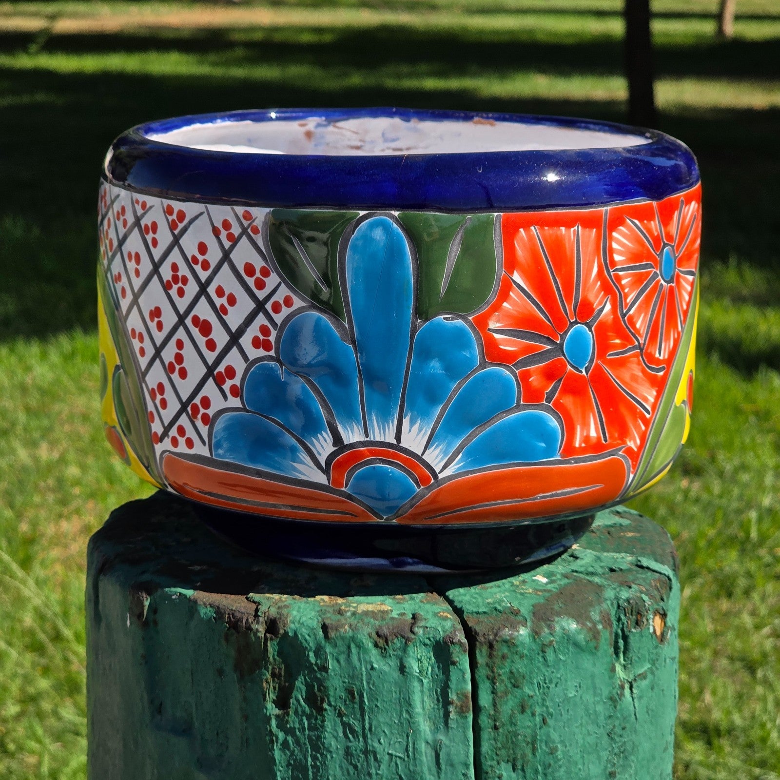 Mexican Talavera Style Hand-Painted Pottery Planter Pot 8.5"Dia x 6"H