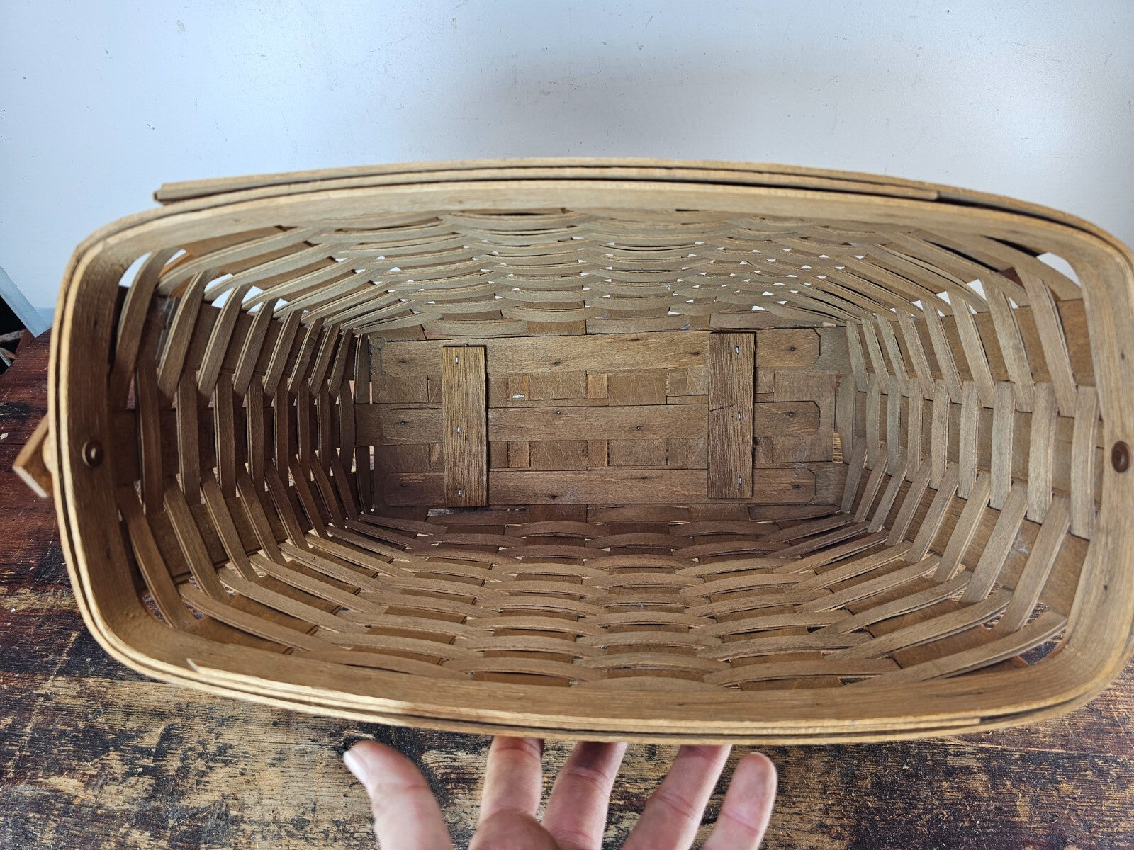 Longaberger Footed Magazine Basket-Swinging Handle With Original Liner 1985