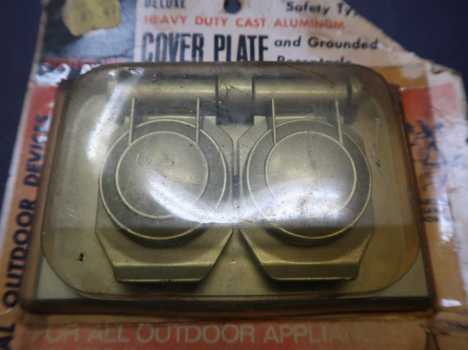 Perfect-Line # 1181  Weatherproof Cast Aluminum Cover Plate & Ground Receptacle