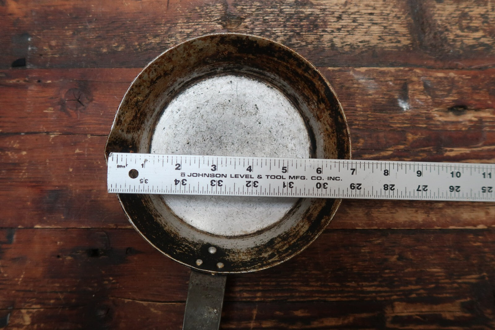 Vintage Wear-Ever 7" Aluminum Frying Pan