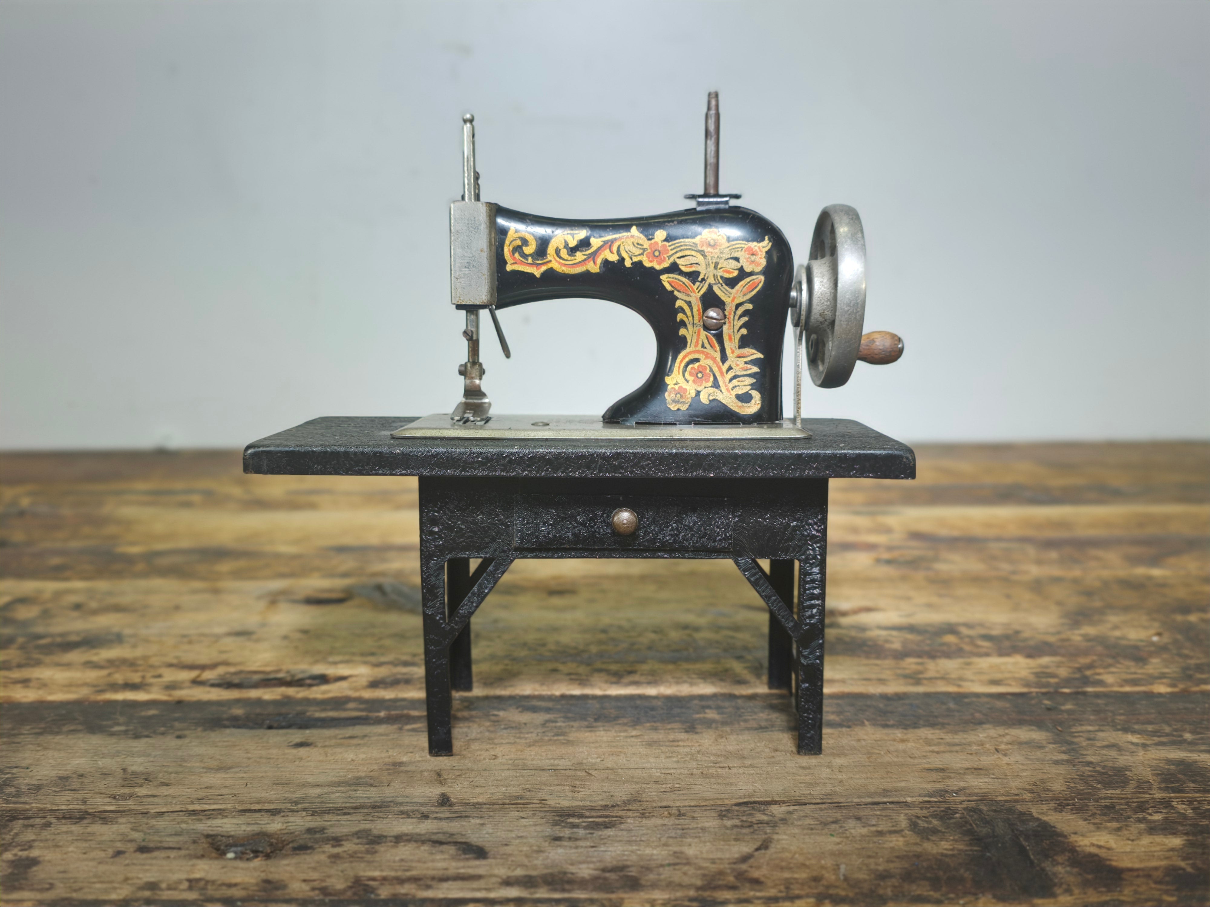 Rare Vintage Casige Model 204/2 Toy Sewing Machine Made in Germany British Zone