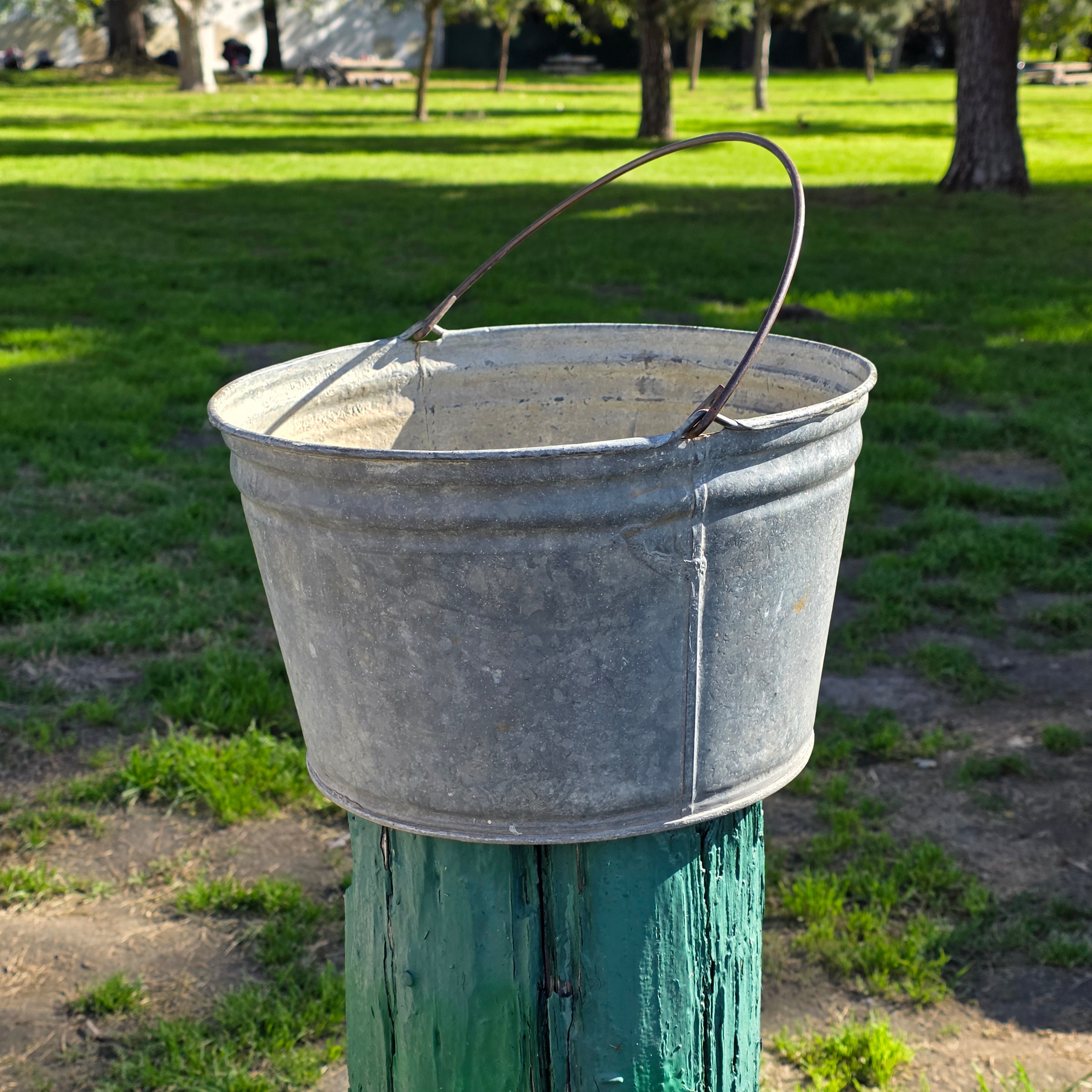 Vintage Galvanized Metal Utility Bucket - 3.5 Gallon Basin - Watertight Planter