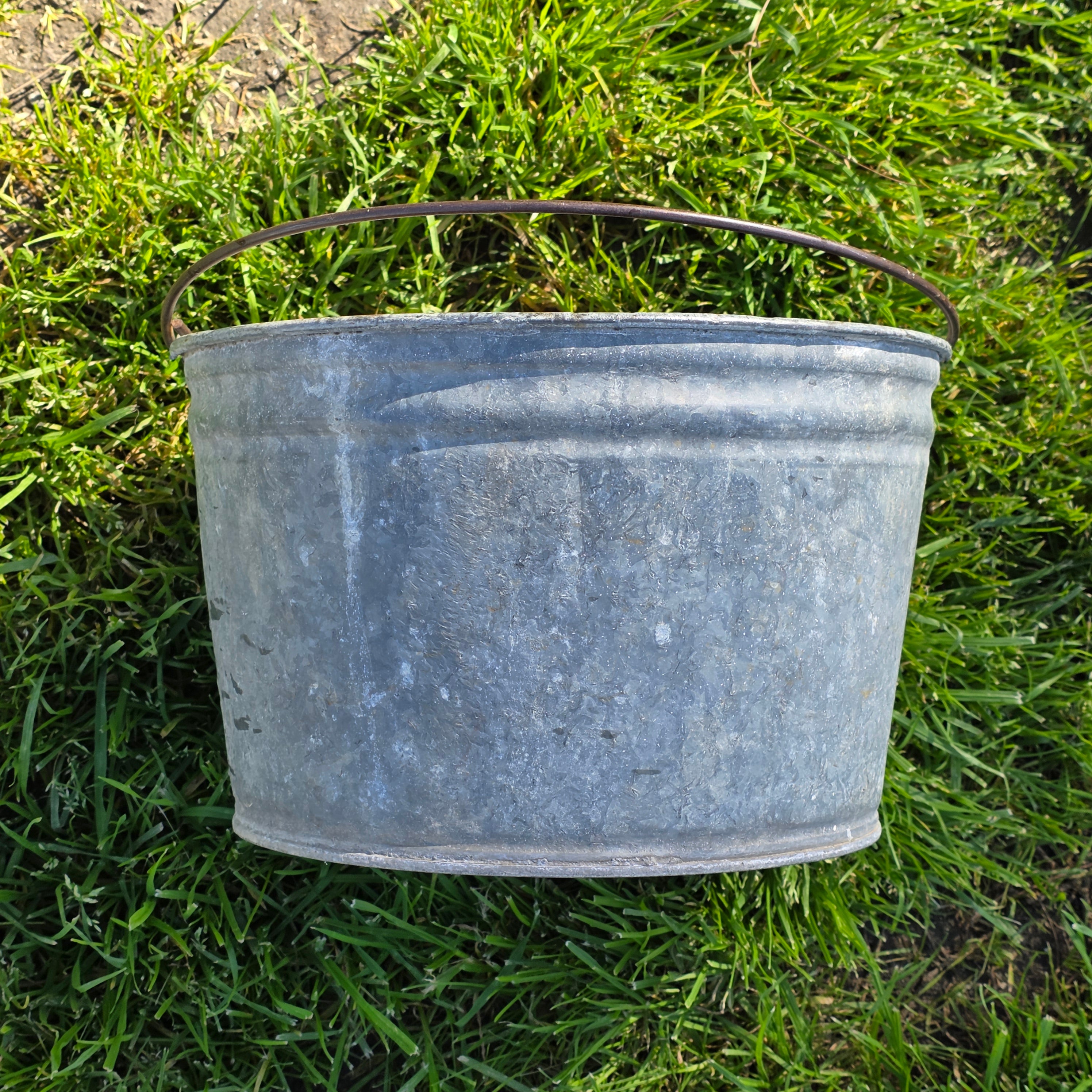 Vintage Galvanized Metal Utility Bucket - 3.5 Gallon Basin - Watertight Planter