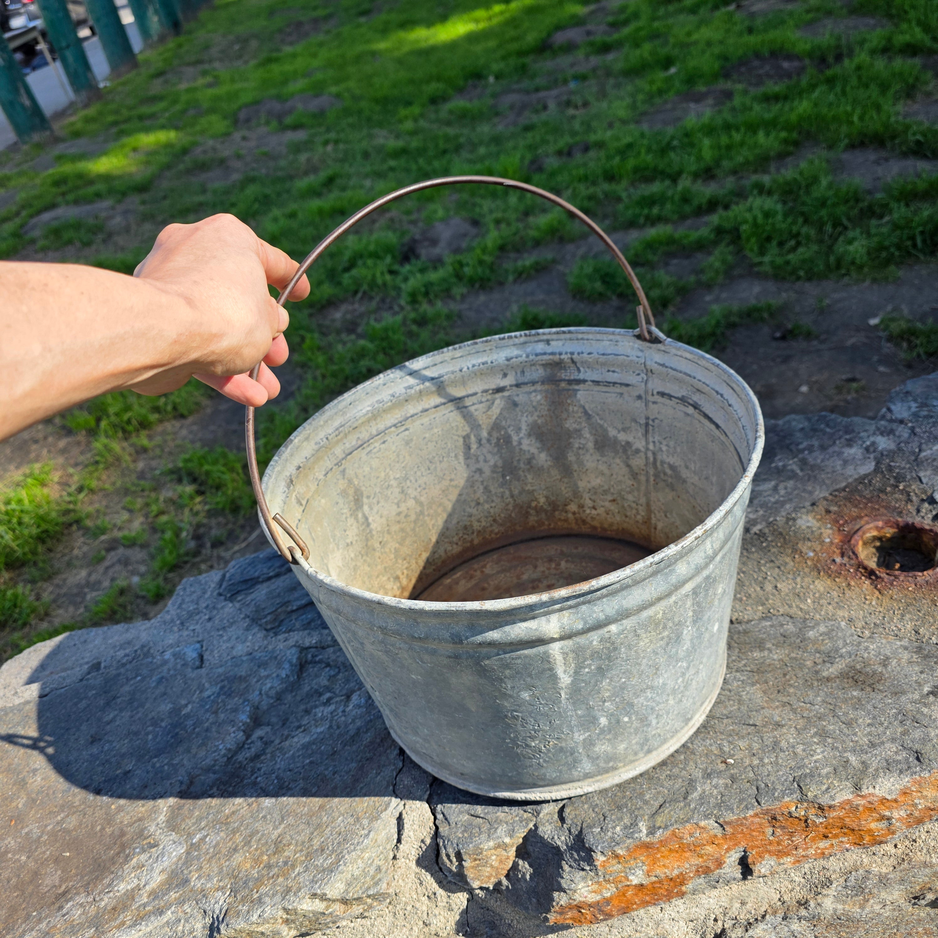 Vintage Galvanized Metal Utility Bucket - 3.5 Gallon Basin - Watertight Planter