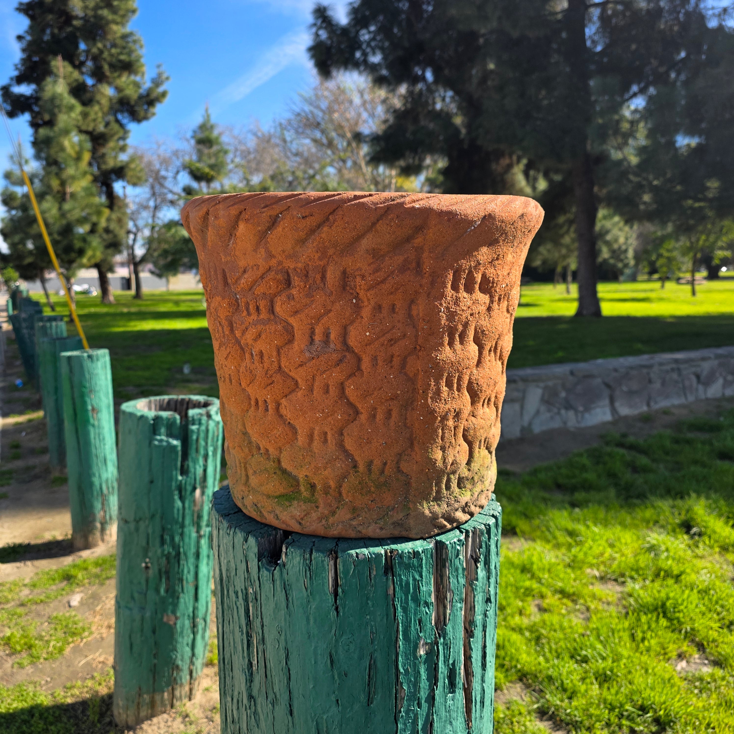 Vintage Large Terracotta Planter with Rope Edge & Relief Design - 14" Dia