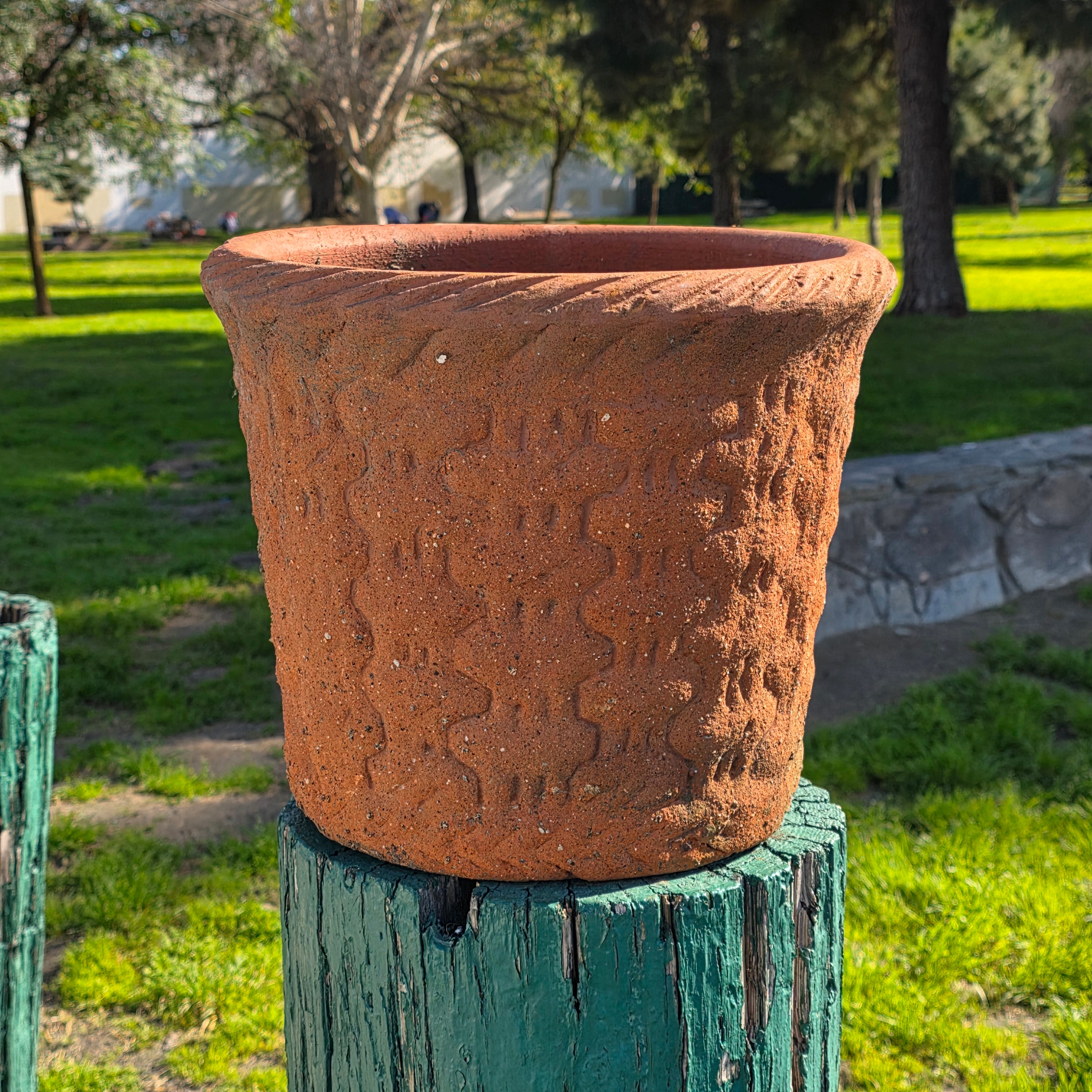 Vintage Large Terracotta Planter with Rope Edge & Relief Design - 14" Dia