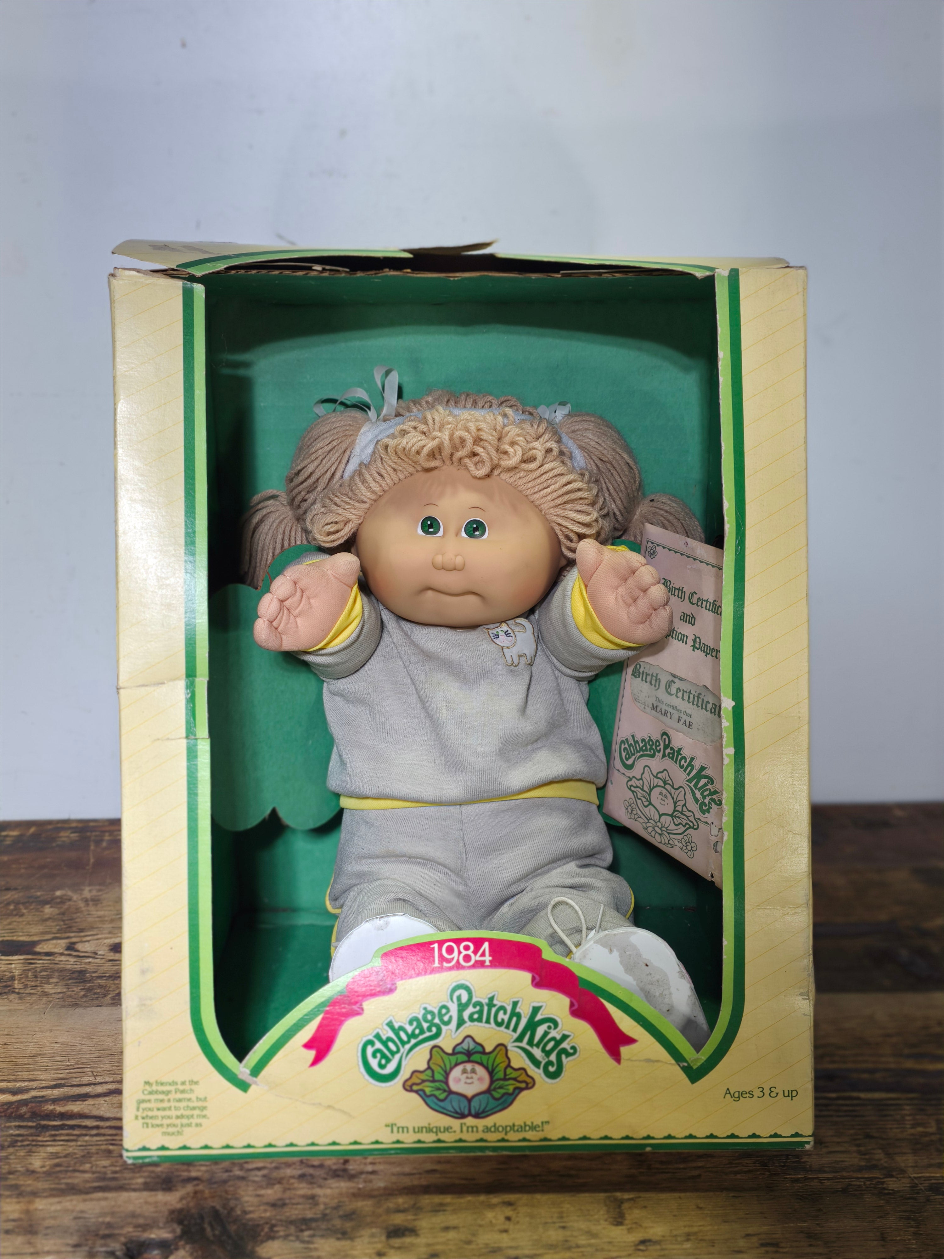 Vintage 1984 Cabbage Patch Kids Doll - MARY FAE in Original Box
