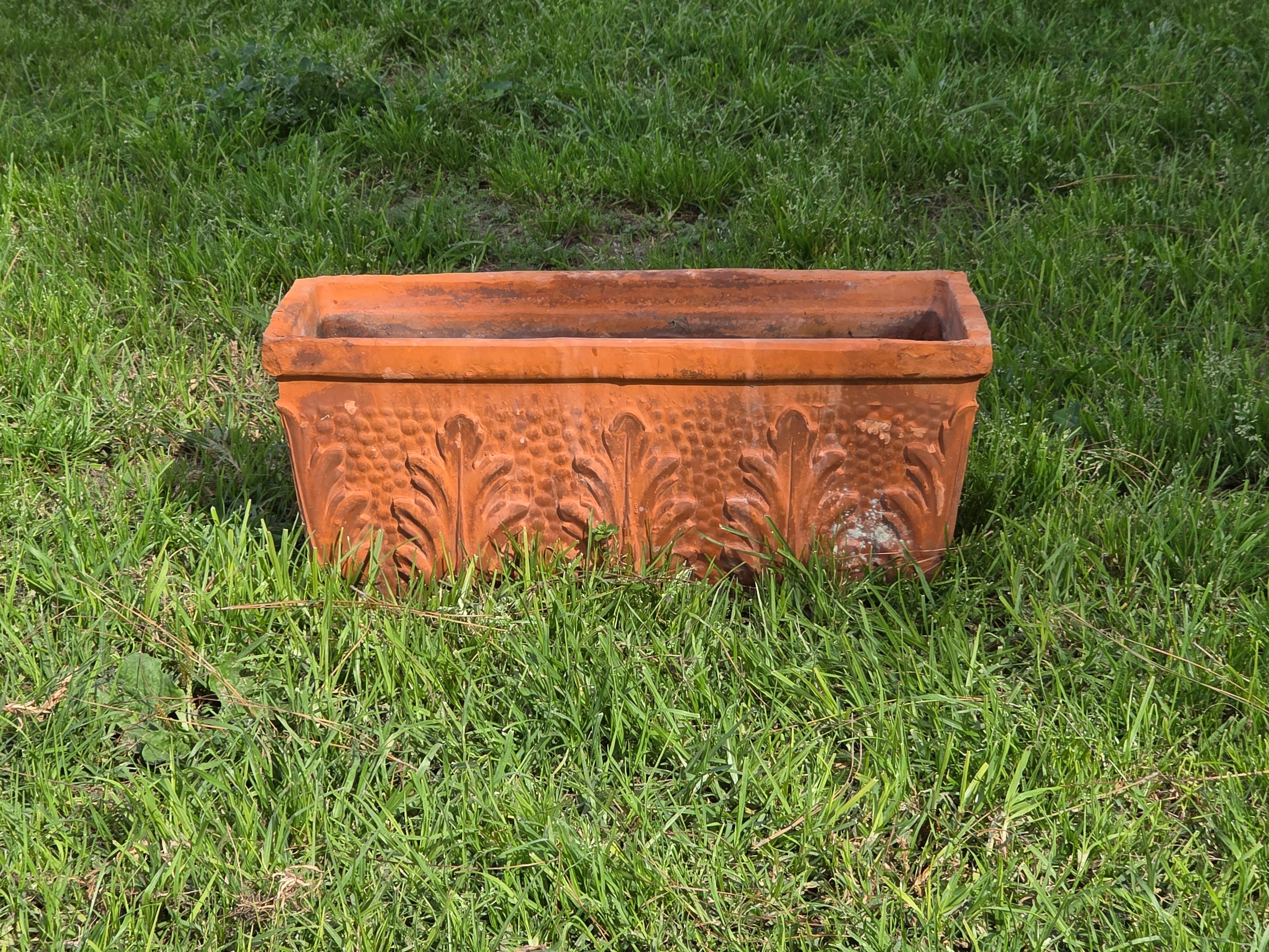 Large Vintage Italian-Style Acanthus Leaf Relief Terracotta Garden Planter 24.5"