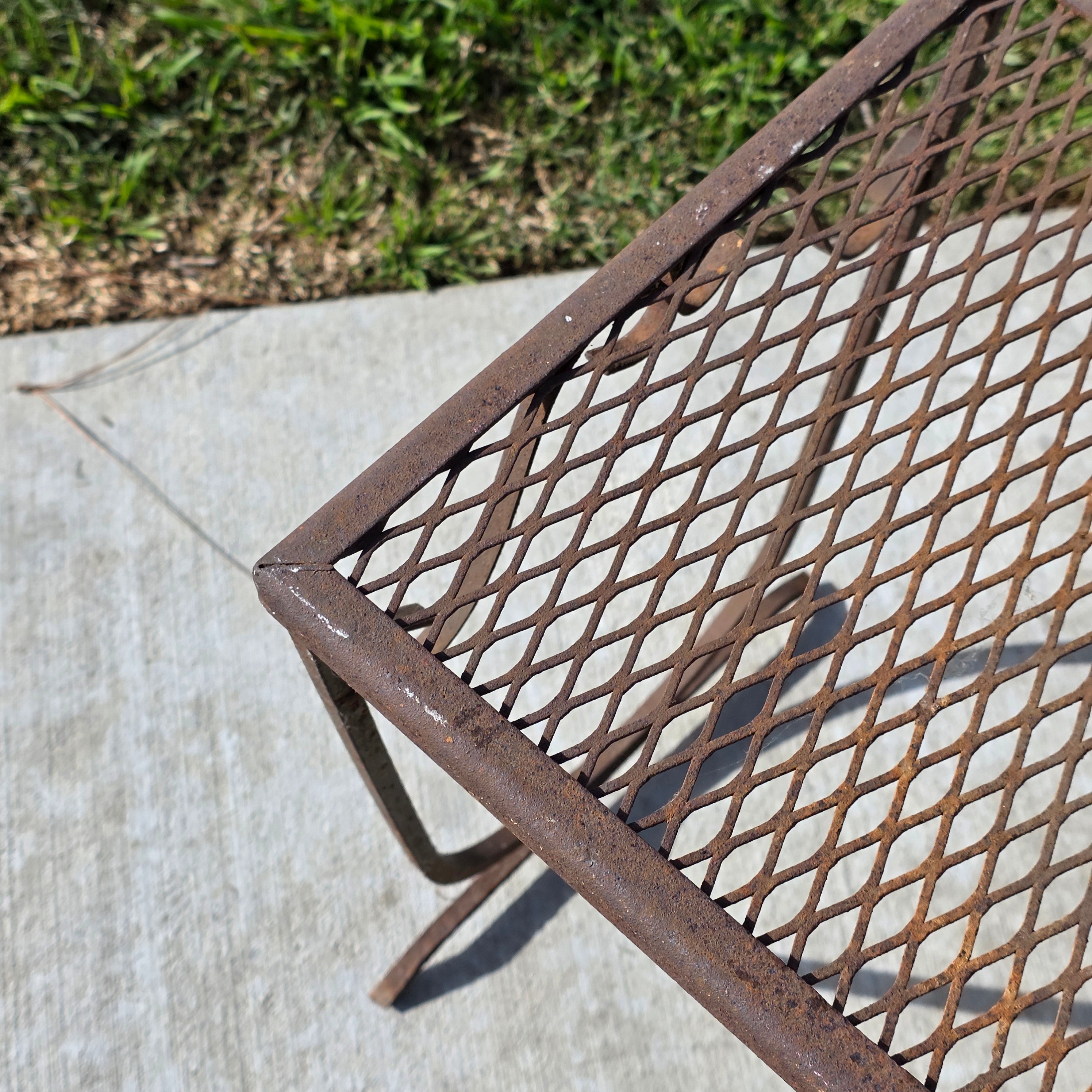 Mid-Century Modern Iron Plant Stand - In the Manner of John Salterini