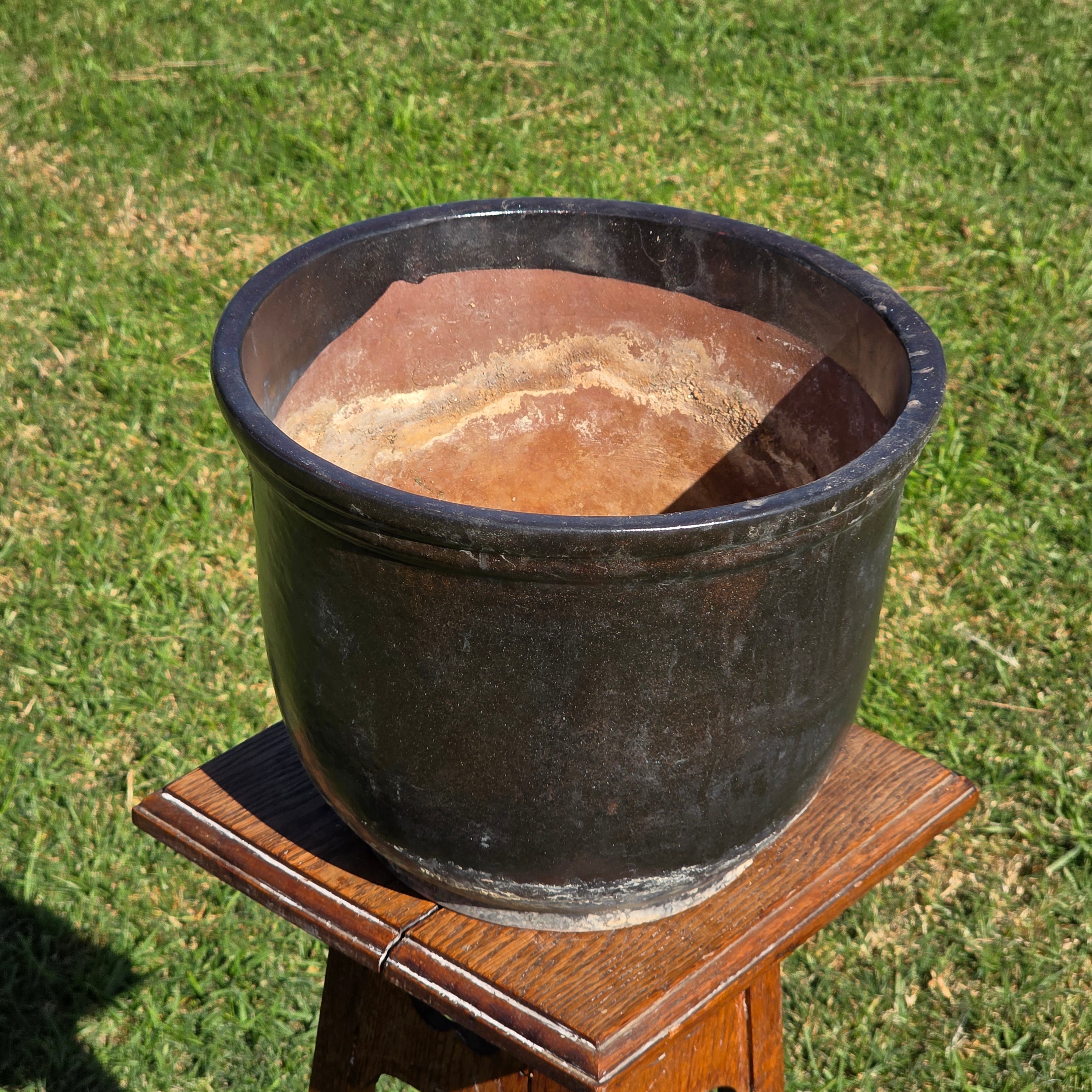 Vintage Habitudes 11.75" Heavy-Walled Terracotta Planter Hand-Thrown Italy Style
