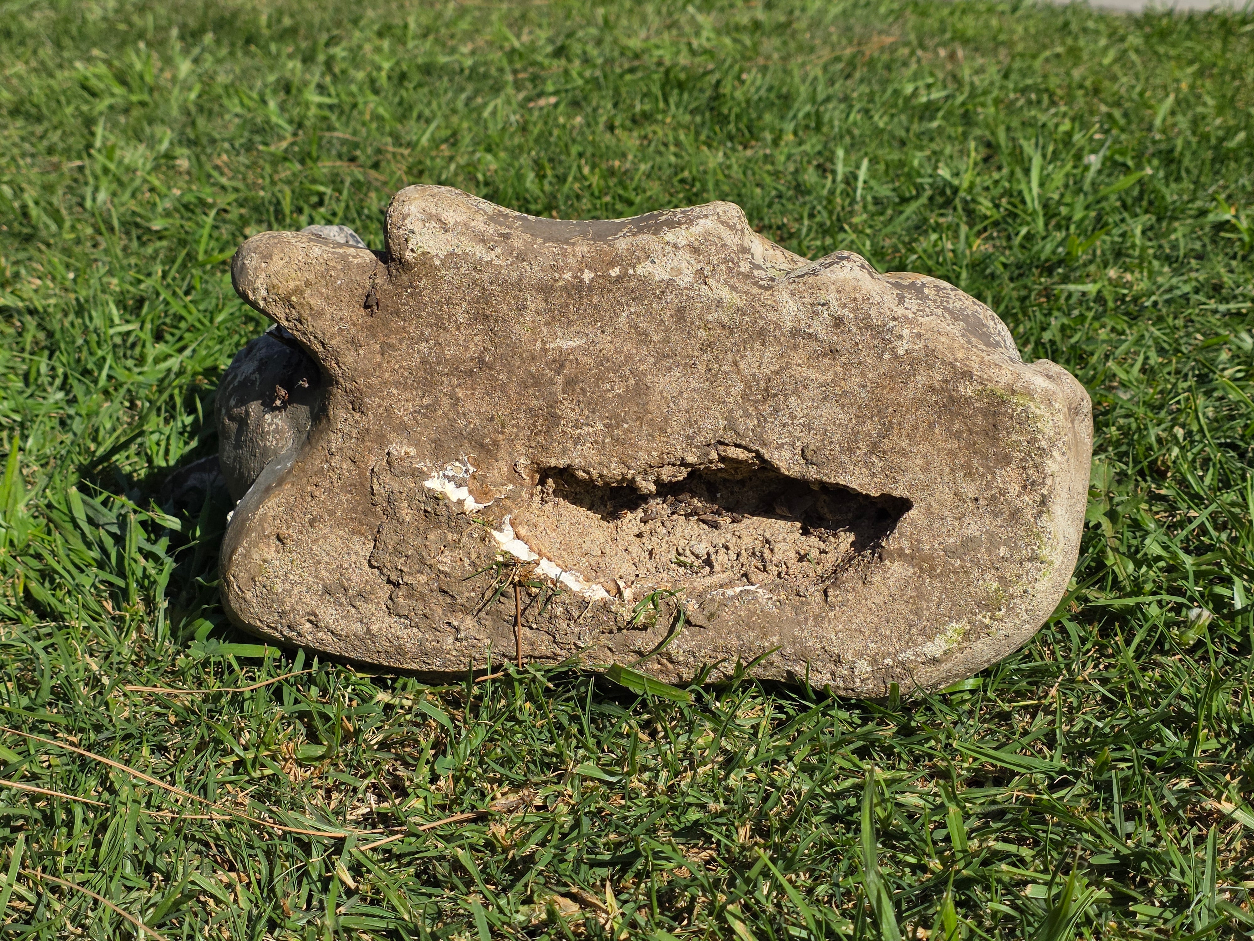 Vintage Concrete Reclining Fawn Deer Garden Statue Ornament 17.5"L