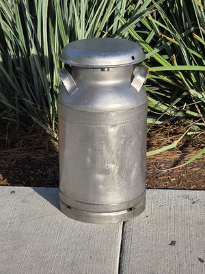 Vintage BUHL 20-Quart Heavy Duty Aluminum Milk Can with Umbrella Lid - 20" H