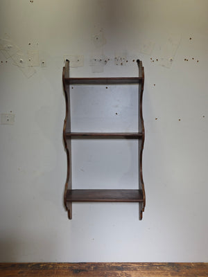 Vintage 3-Tier Wooden Wall Shelf w/ Scalloped Sides Early American Style (AS-IS)