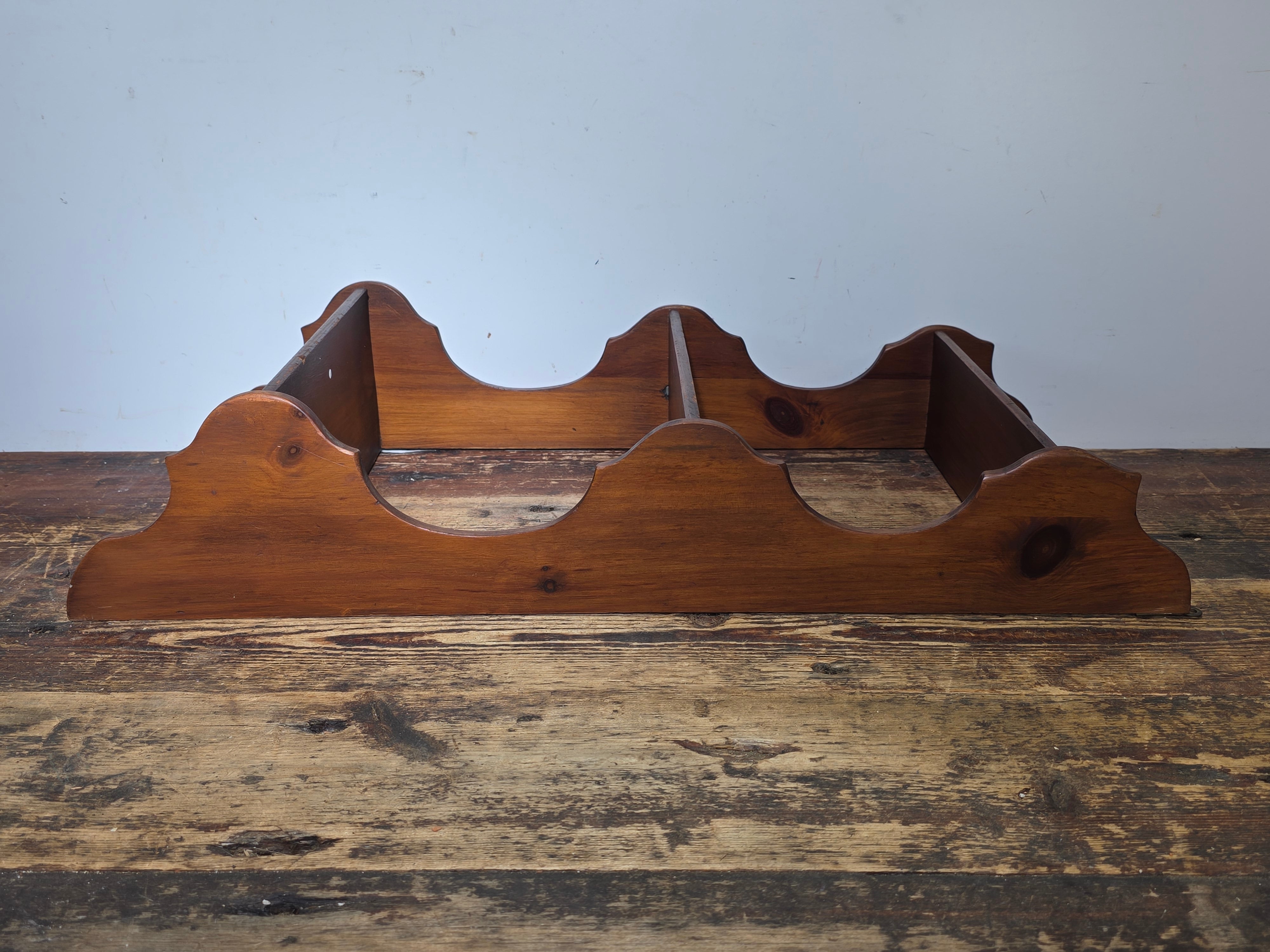 Vintage 3-Tier Wooden Wall Shelf w/ Scalloped Sides Early American Style