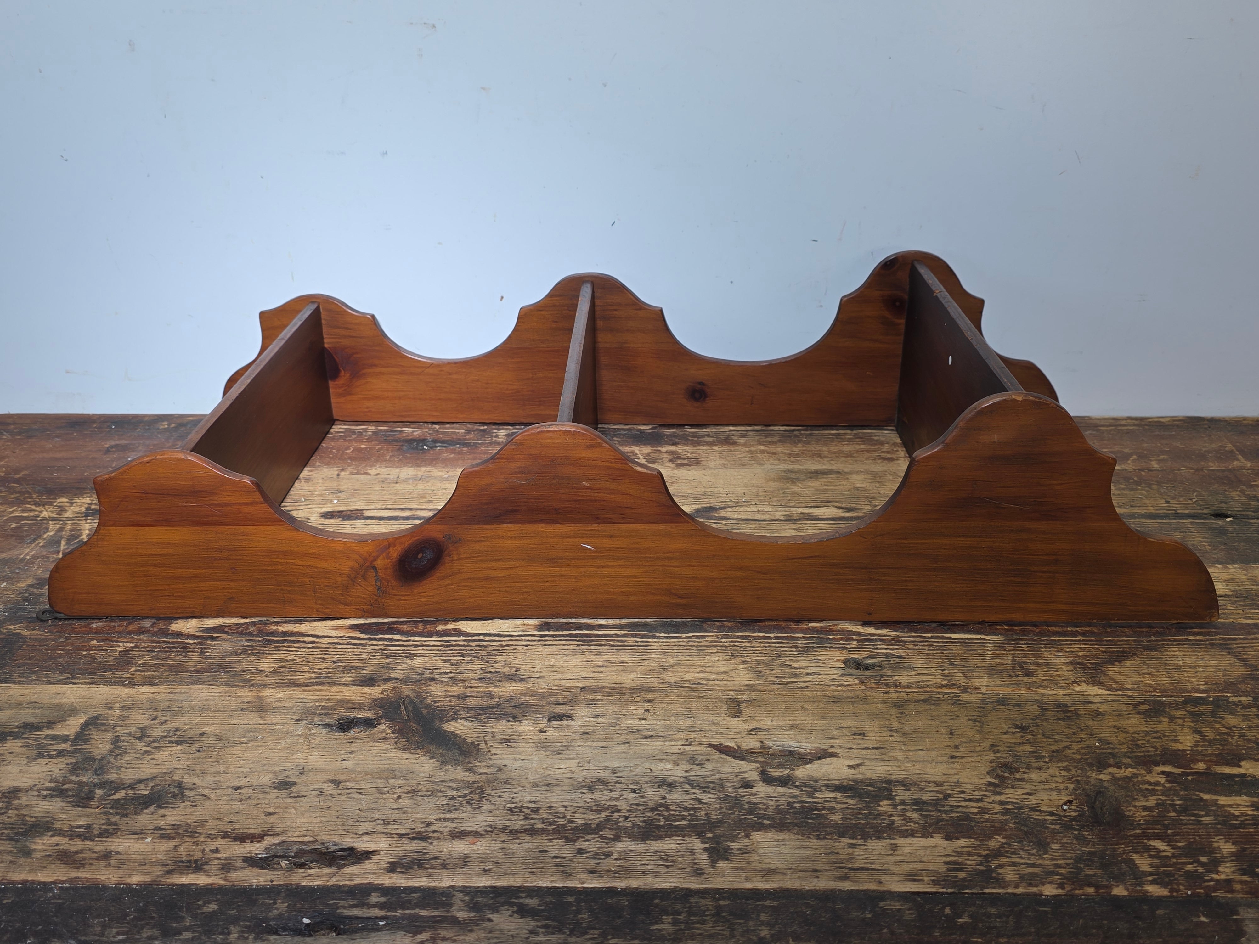 Vintage 3-Tier Wooden Wall Shelf w/ Scalloped Sides Early American Style