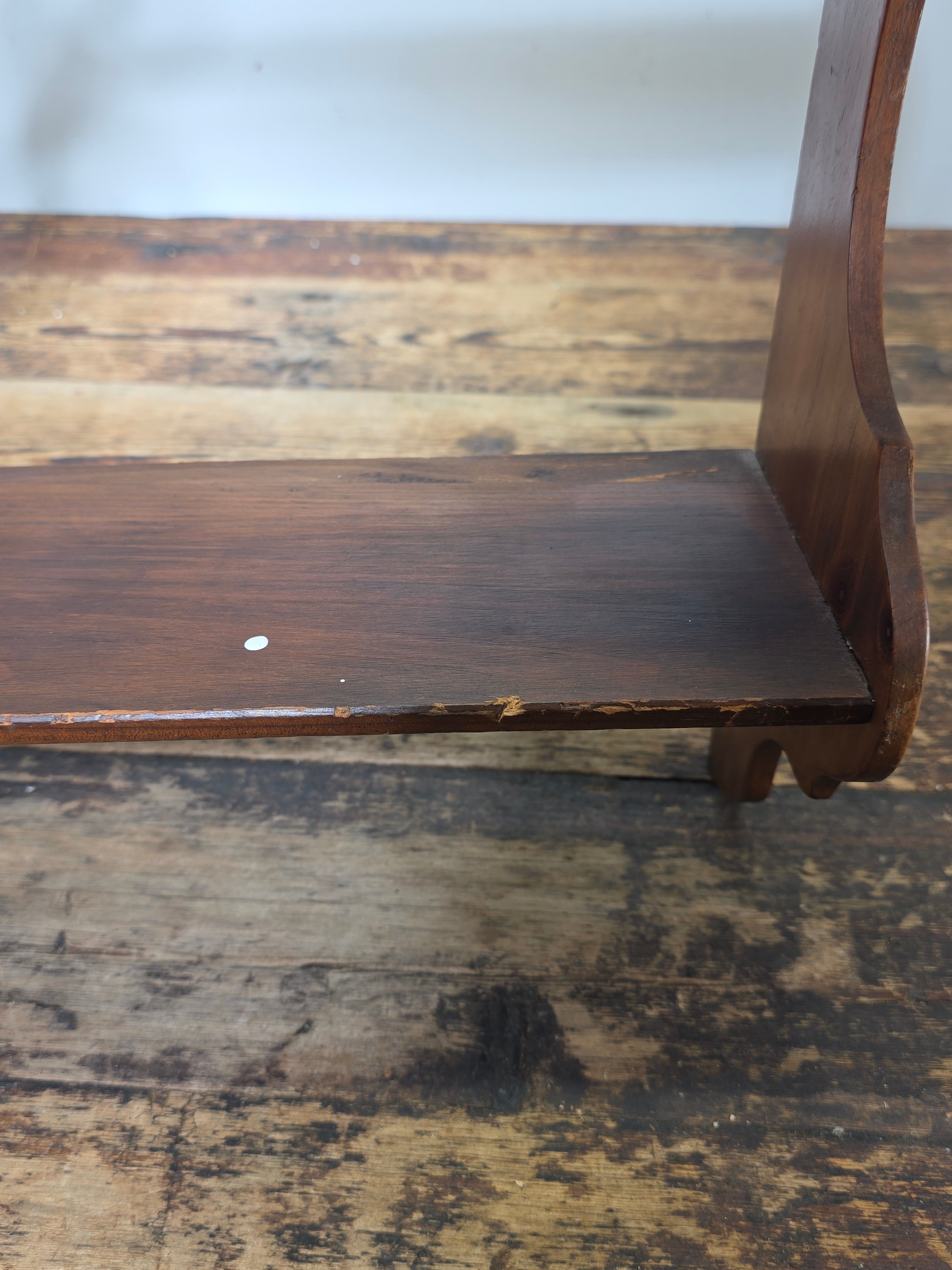 Vintage 3-Tier Wooden Wall Shelf w/ Scalloped Sides Early American Style