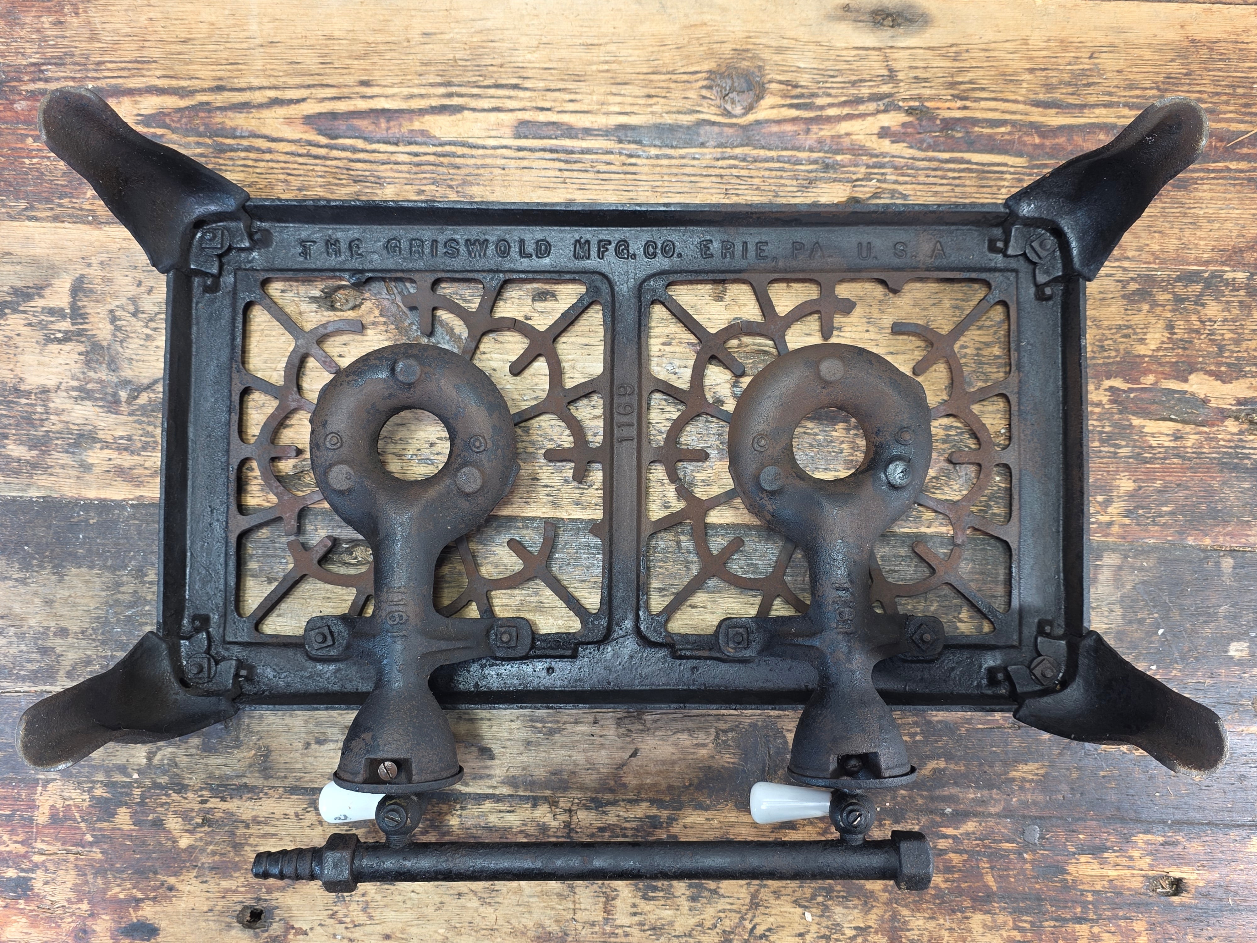 Vintage Griswold No. 402 Cast Iron Dual Burner Camp Stove - Sold As-Is