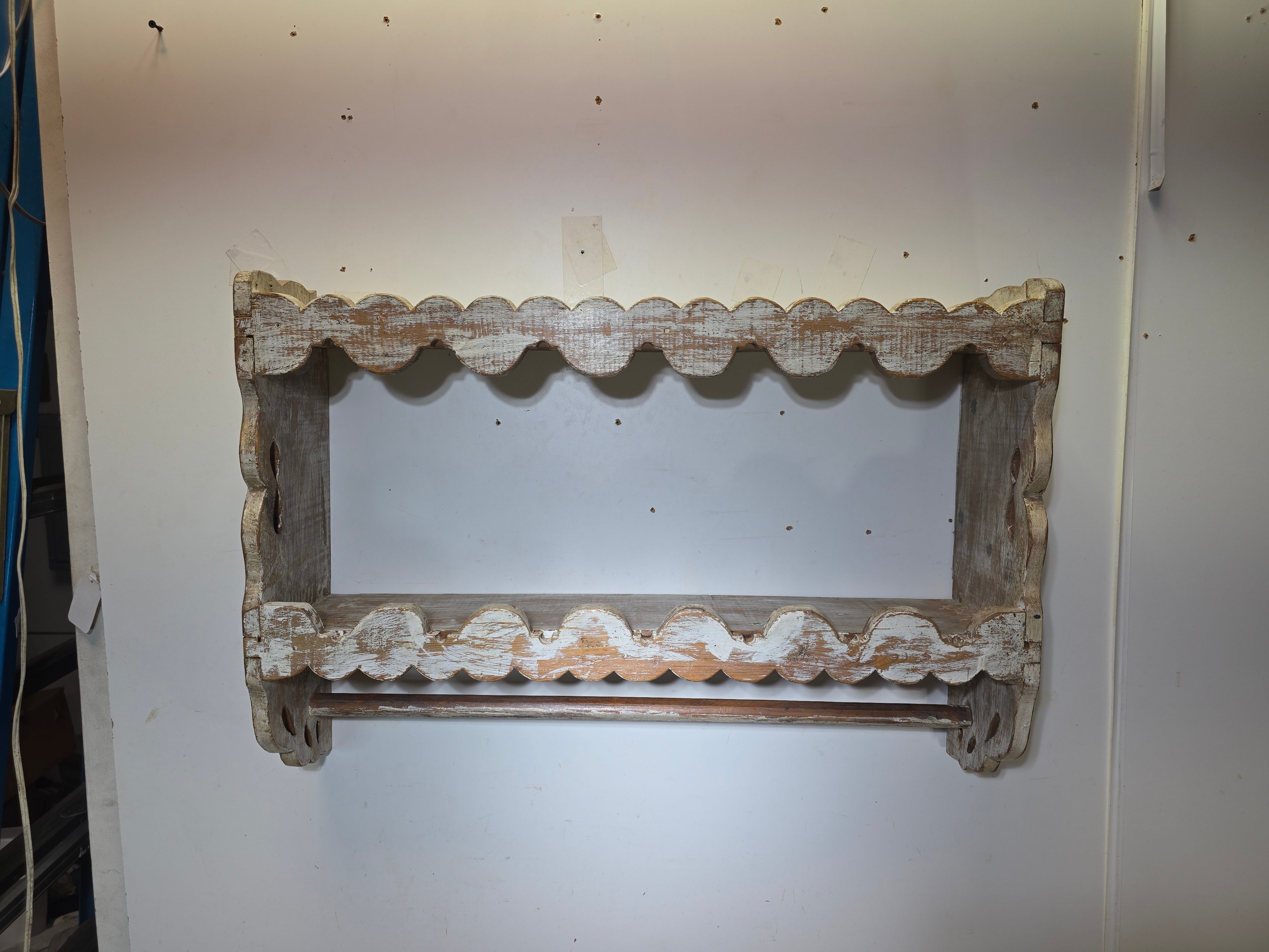 Vintage Mexican Wood Wall Shelf Scalloped Pine Rustic Farmhouse Towel Bar Mexico