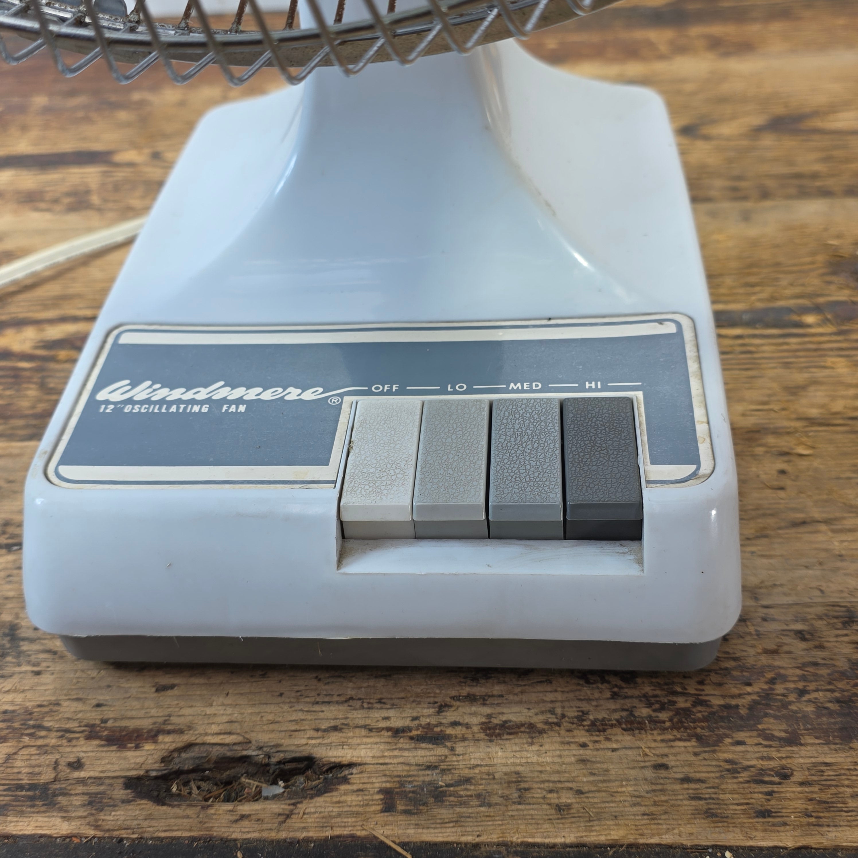 Vintage Windmere DF-12 Oscillating Desk Fan 12" 3-Speed Gray Industrial Retro