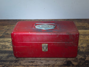 Vintage VICTOR Metal Tackle Box Red 2 Tray ATCO Lititz PA USA Fishing Tool Box