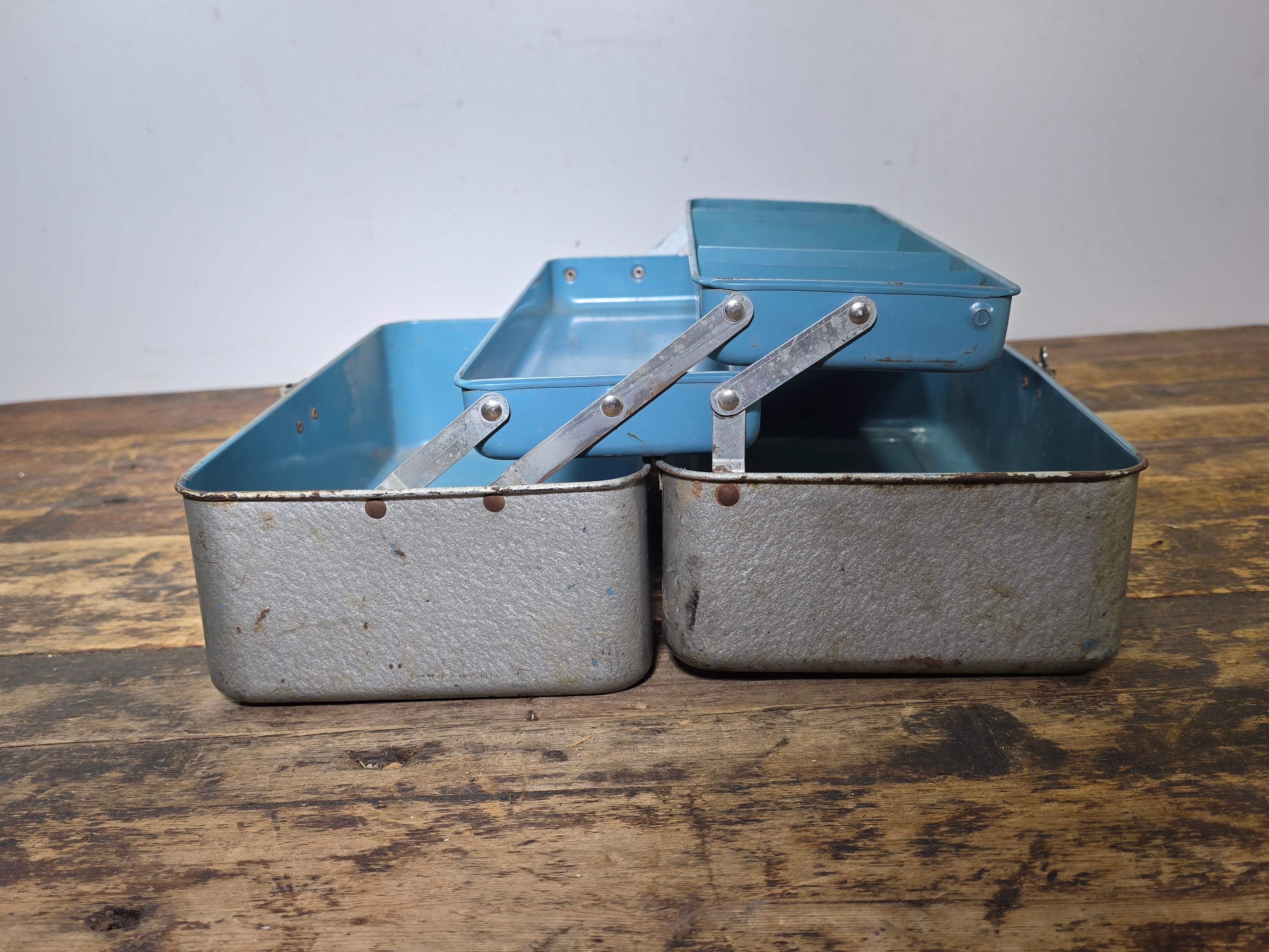 Vintage Union Utility Chest Metal Tool Box Ruler Lid Silver Blue Trays Le Roy NY
