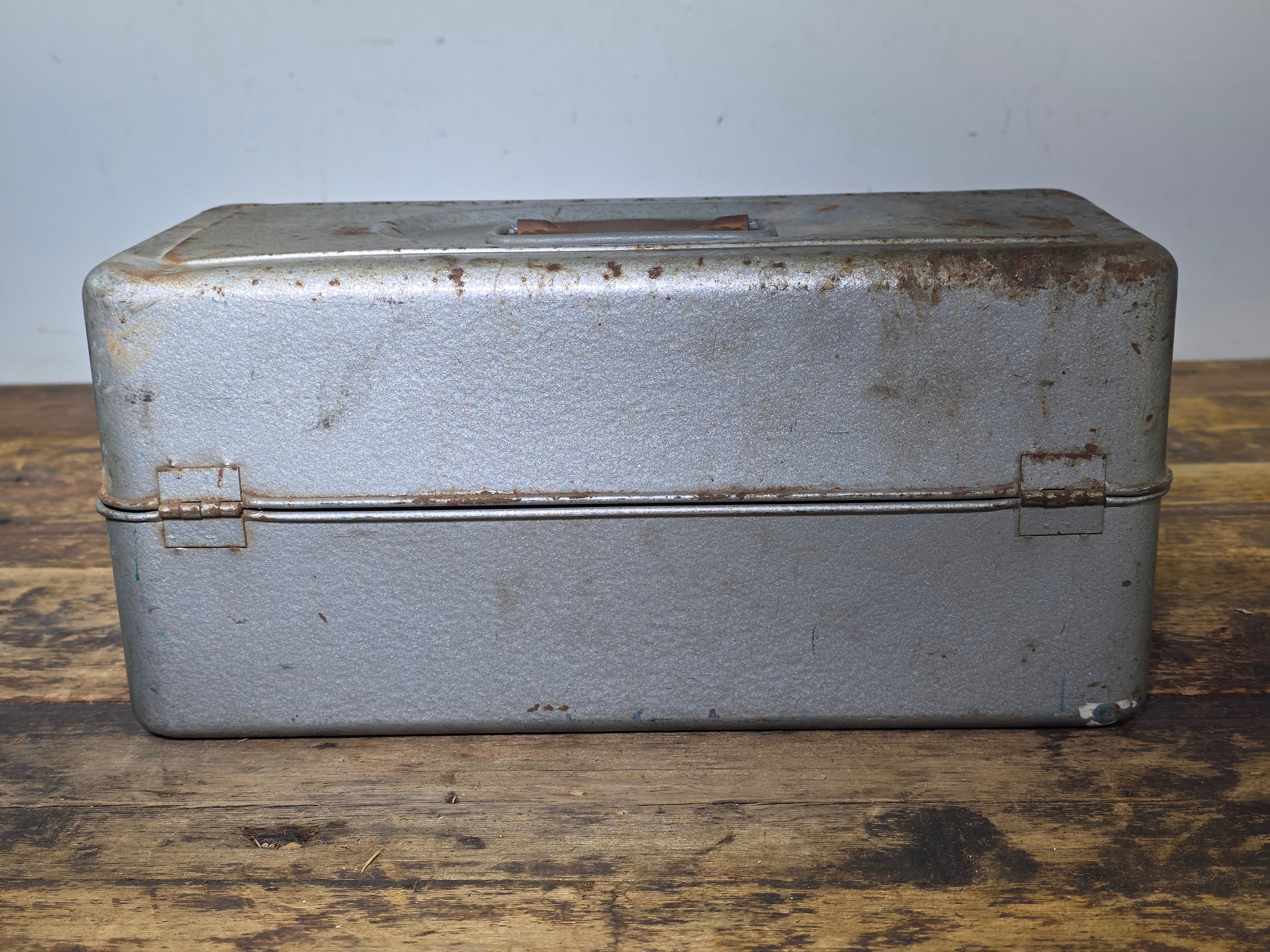 Vintage Union Utility Chest Metal Tool Box Ruler Lid Silver Blue Trays Le Roy NY