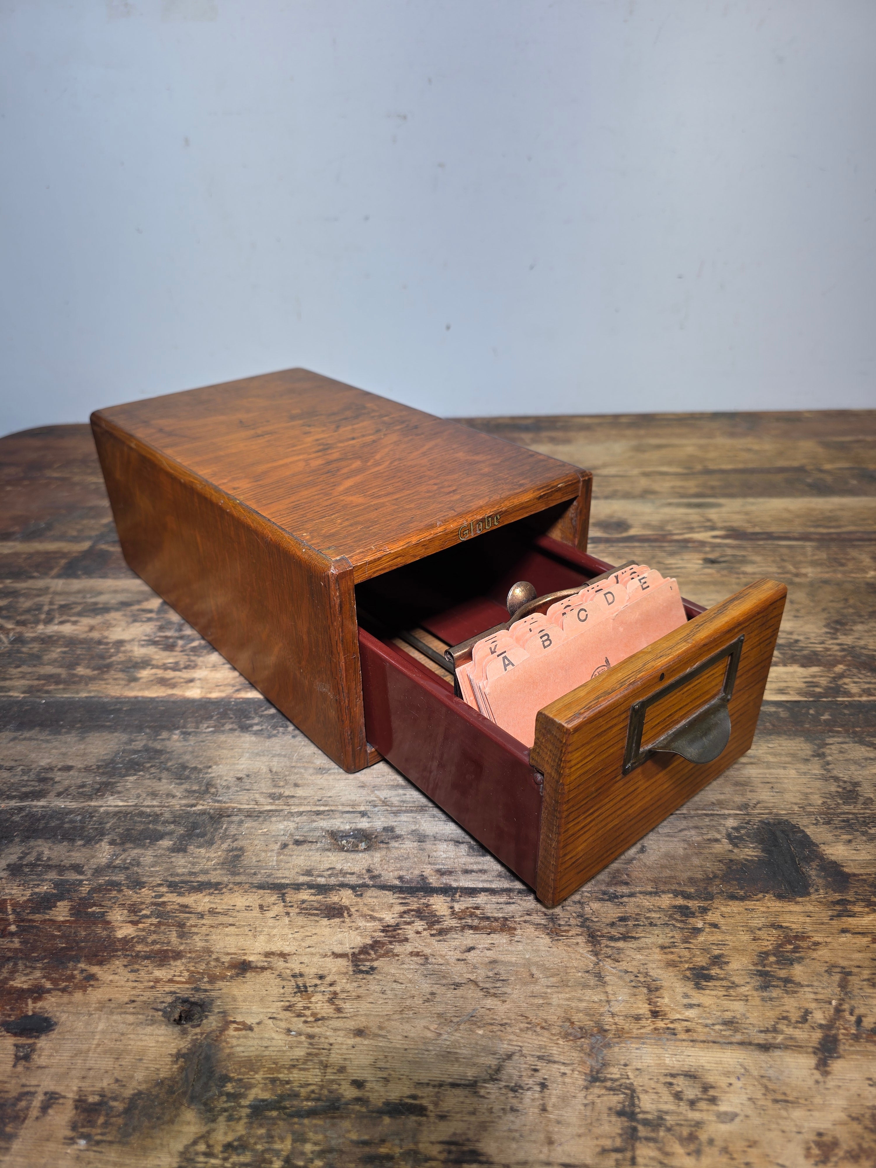 Vintage Globe Wernicke Oak Wood Index Card File Cabinet Shaw Walker A-Z Divider