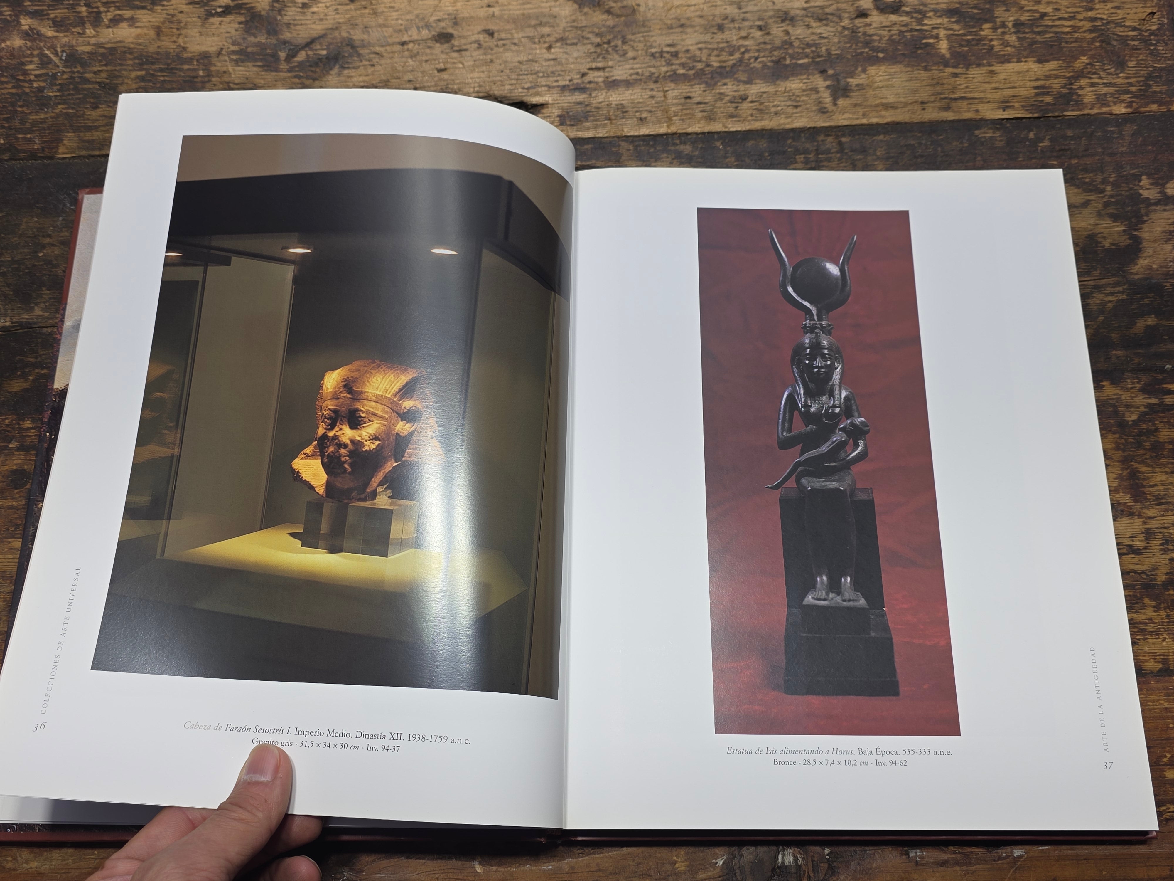Colecciones de Arte Universal Museo Nacional Bellas Artes Cuba 2001 Hardcover