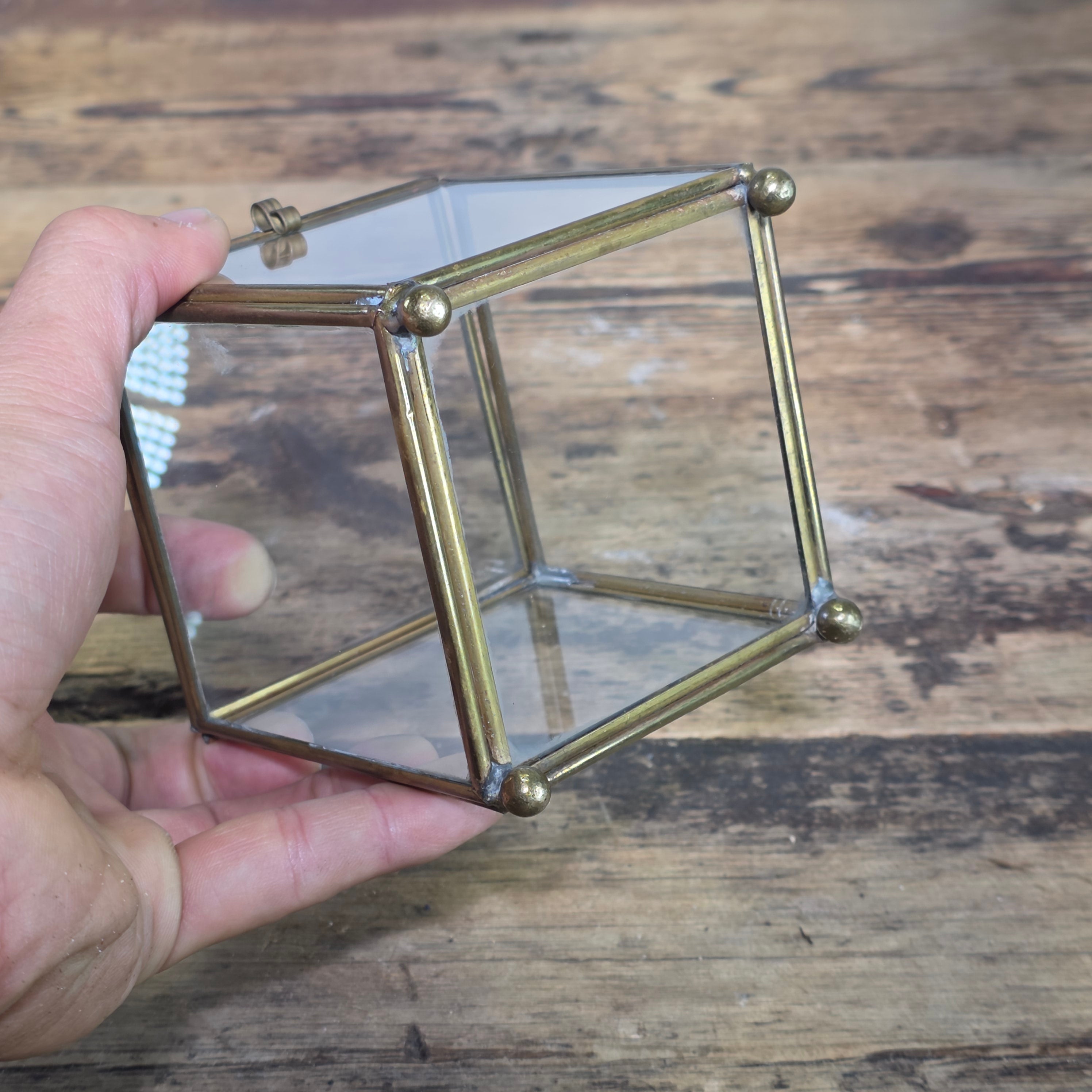 Vintage Brass Glass Cube Display Box Trinket Case Jewelry Curio Ball Feet 3.5"