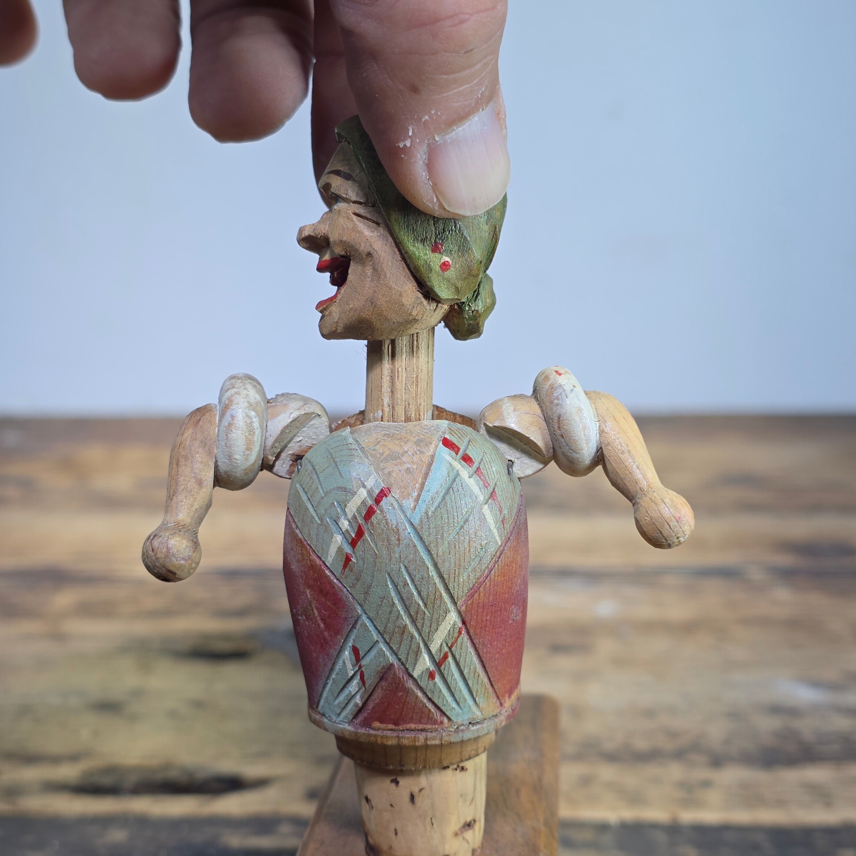 RARE VINTAGE ANRI MECHANICAL BOTTLE STOPPER WOOD CARVED HEAD TWIST ARMS UP ITALY