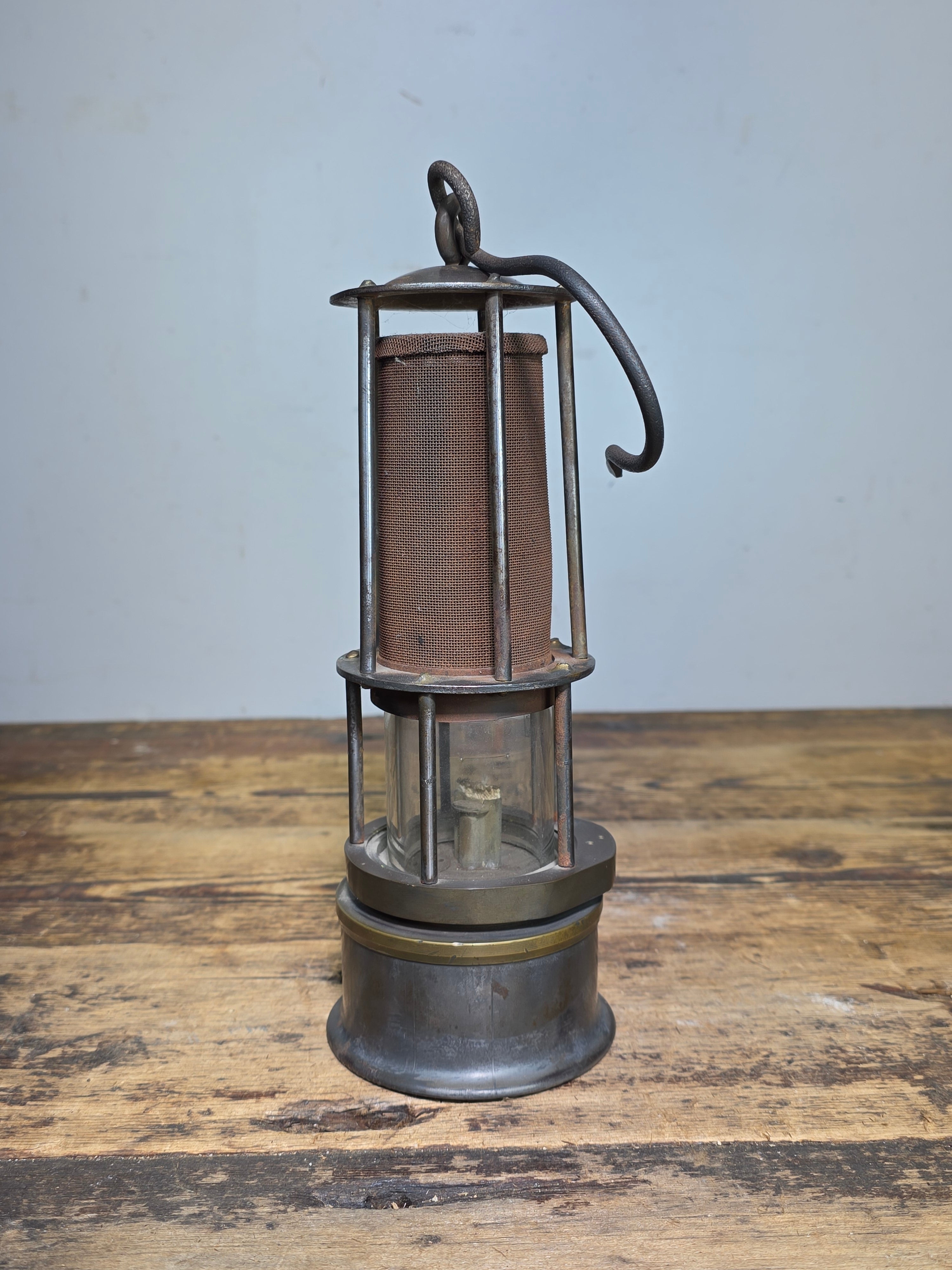 Antique Friemann Wolf FWD 20502 Safety Mining Lamp Germany Schott Jena Glass