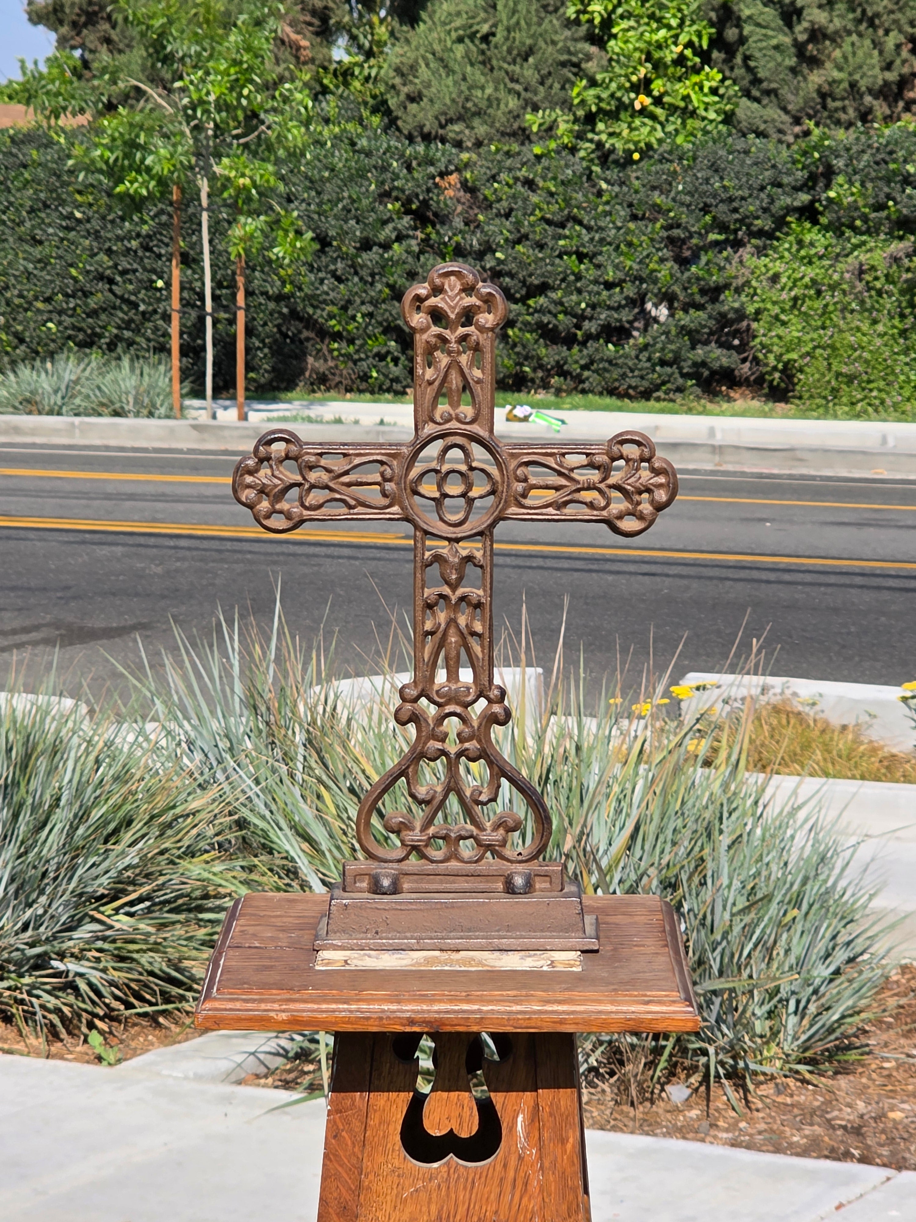 Vintage Style Cast Iron Cross Stand Gothic Scrollwork Brown Home Decor 15.5"