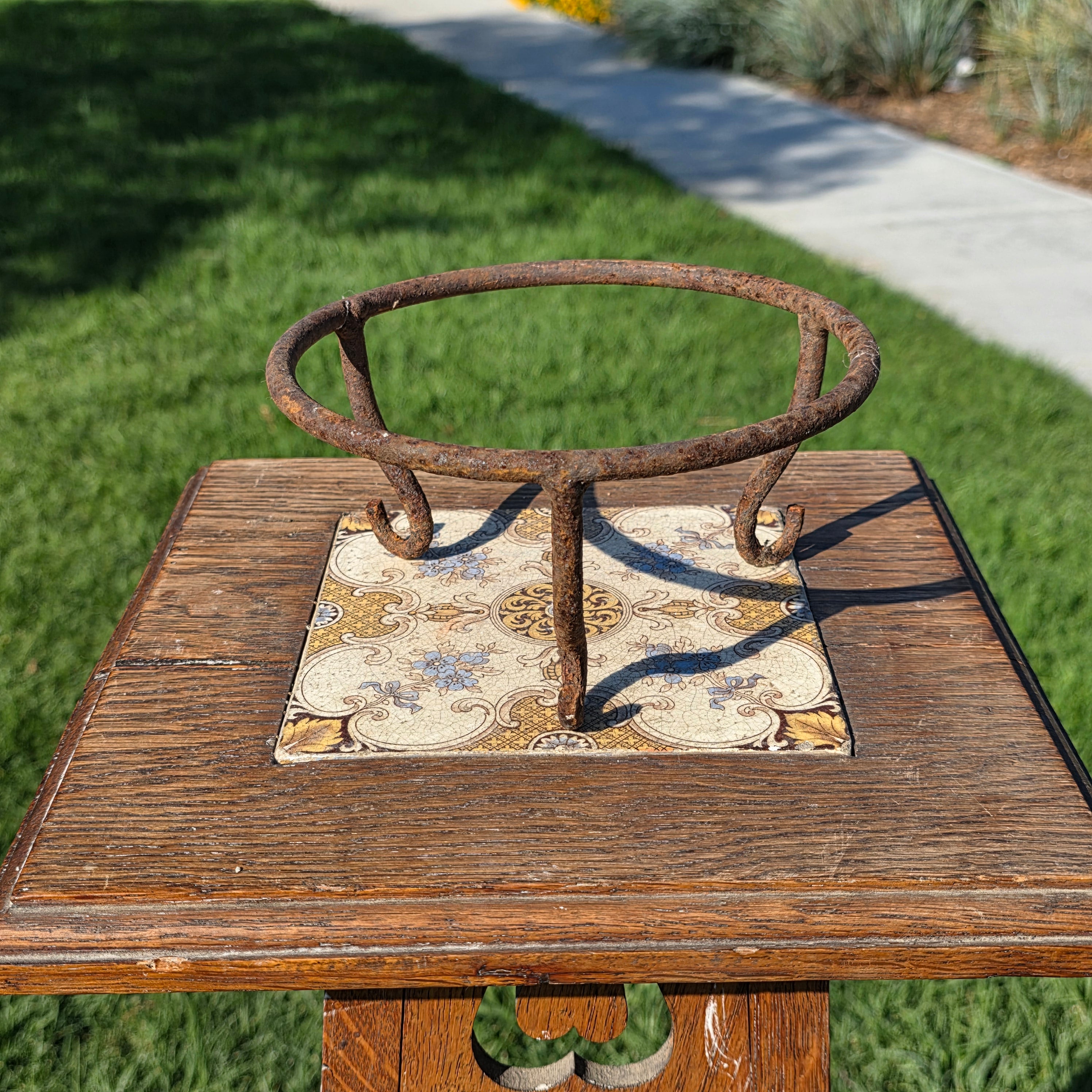 2pc Vintage Wrought Iron Plant Stand Set Rustic Heavy Rust Scroll Pot Holder
