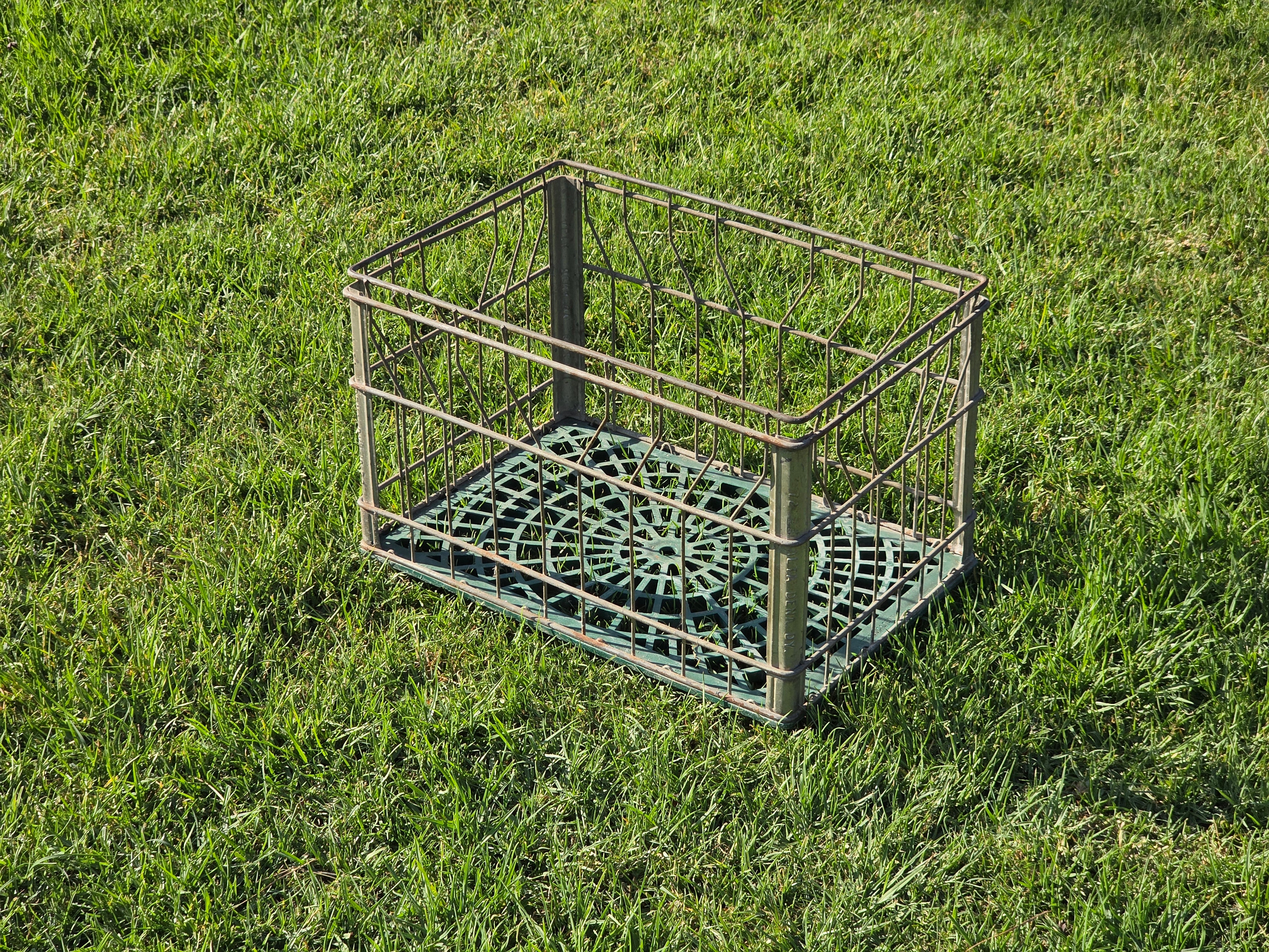 Vintage Alta-Dena Dairy Milk Crate 1972 Metal Wire Green Plastic Bottom (Damage)
