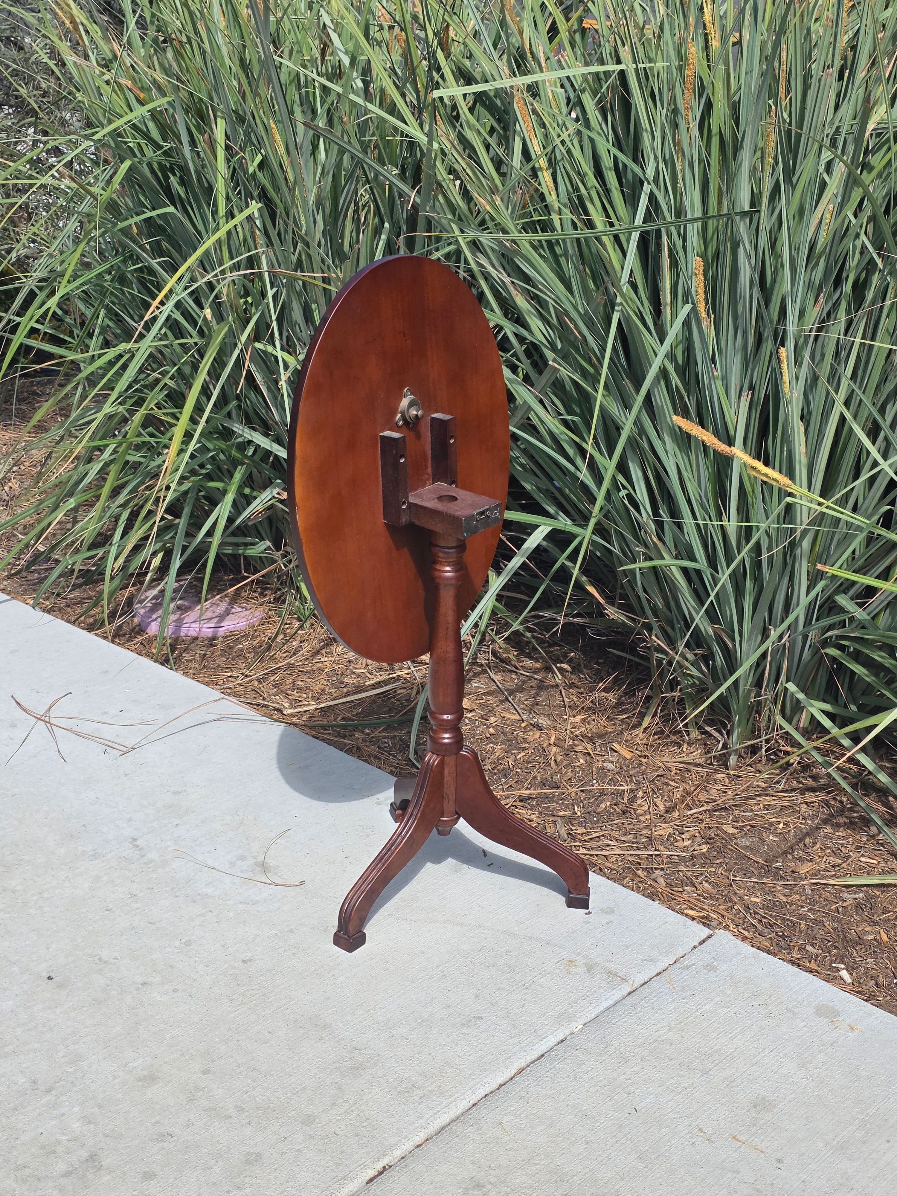 Bombay Company Vintage Mahogany Tilt Top Oval Side Table Pedestal Tripod 1990s