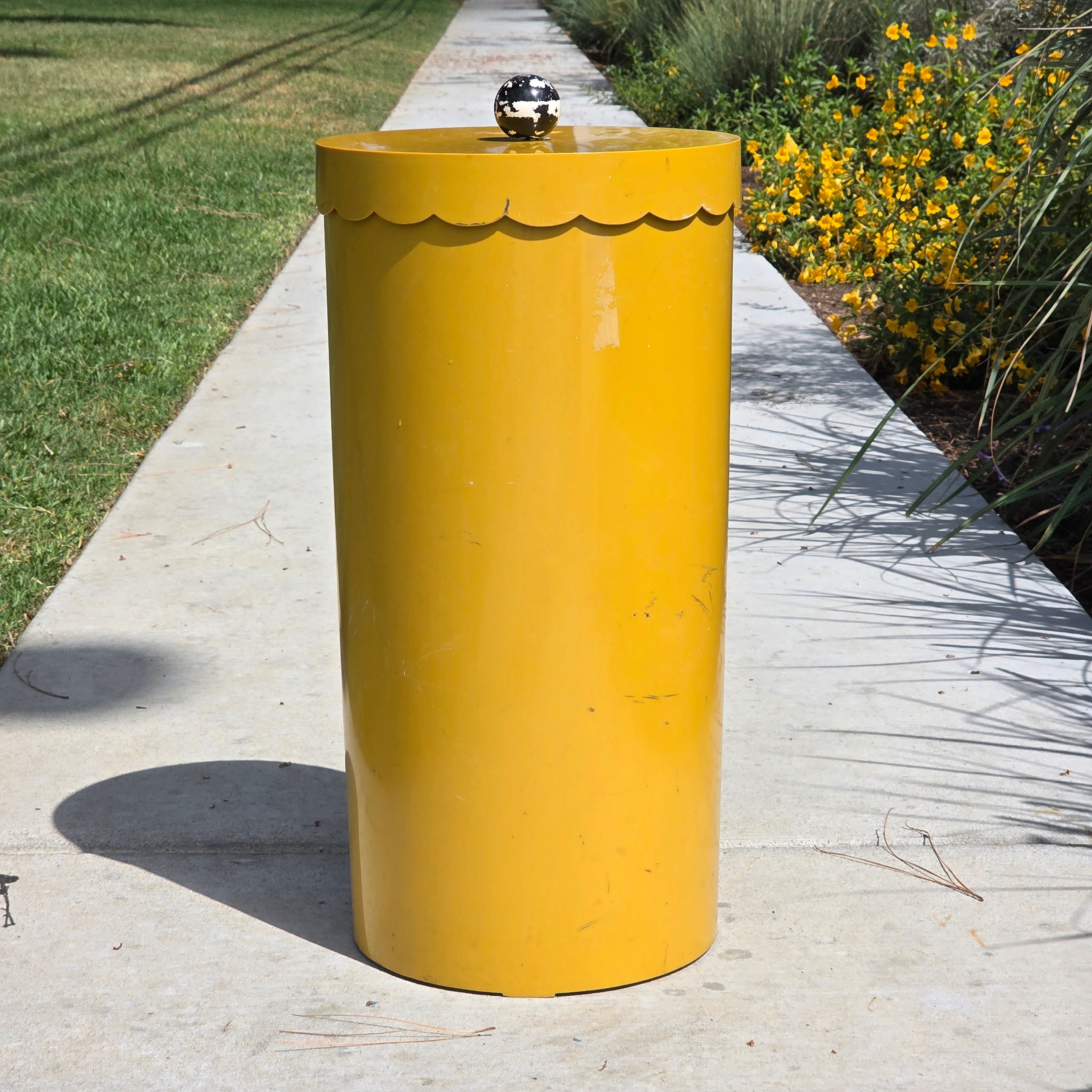 Vintage Mid Century Modern Yellow Plastic Laundry Hamper Scalloped Lid 1960s Retro